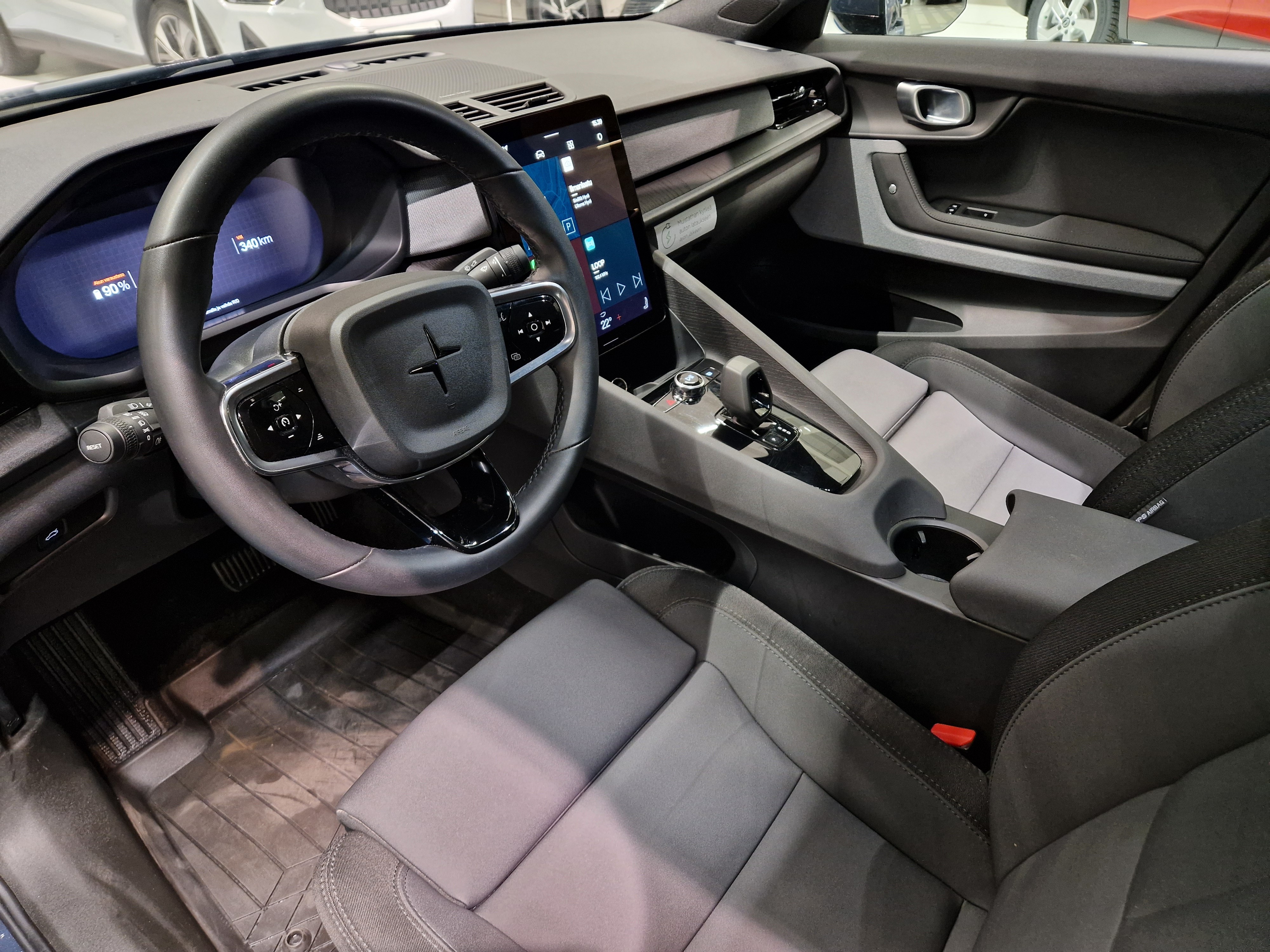 Polestar 2 LONG RANGE DUAL MOTOR 300KW 78KWH TAKUU 24KK/40TK.