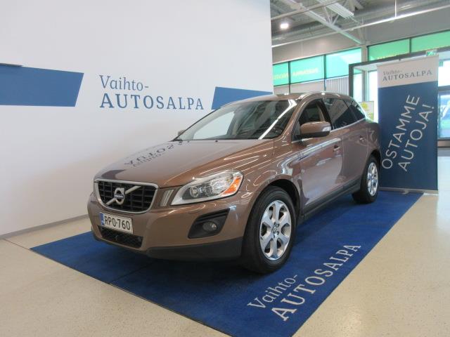 Volvo XC60 2,4D AWD SUMMUM AUT
