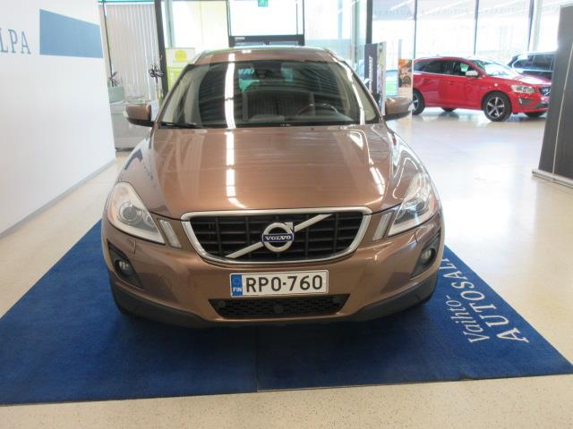 Volvo XC60 2,4D AWD SUMMUM AUT