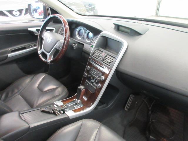 Volvo XC60 2,4D AWD SUMMUM AUT
