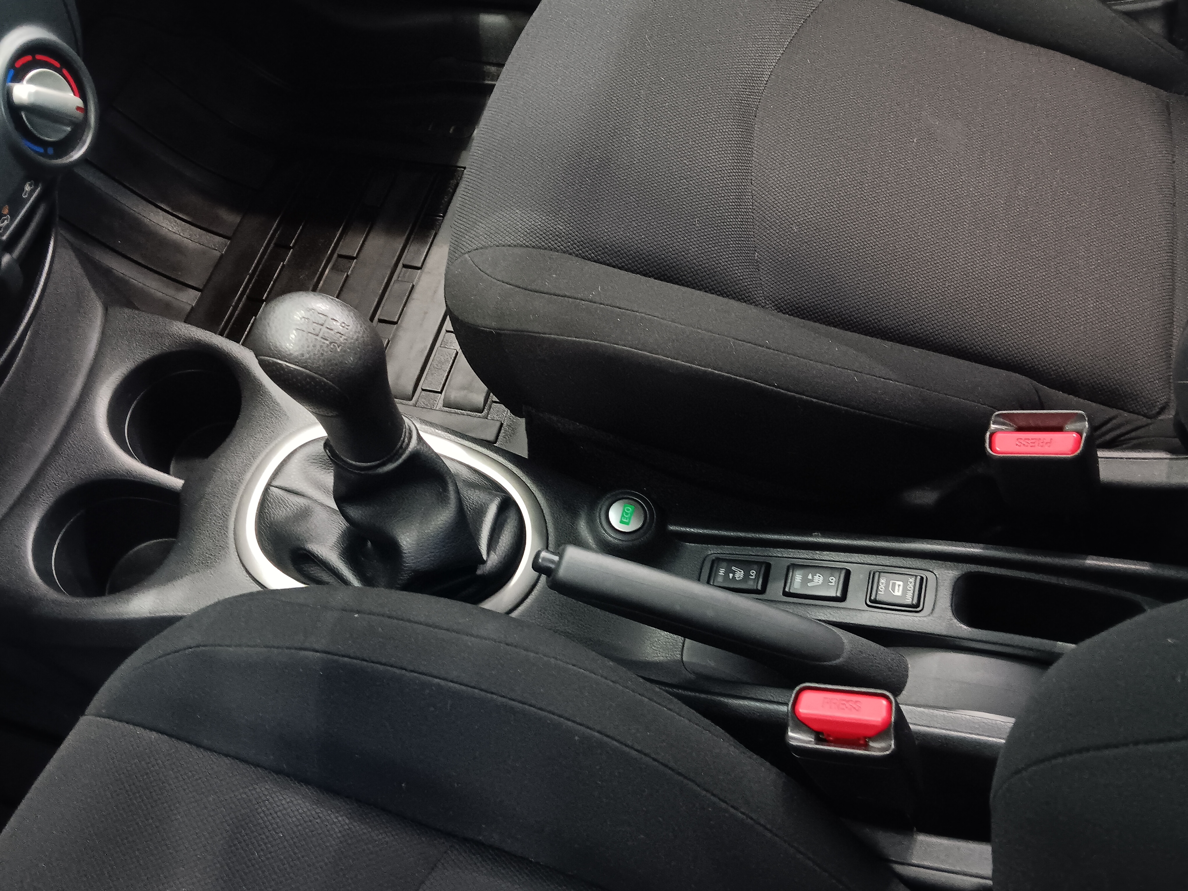 Nissan NOTE 1,2 VISIA 5MT