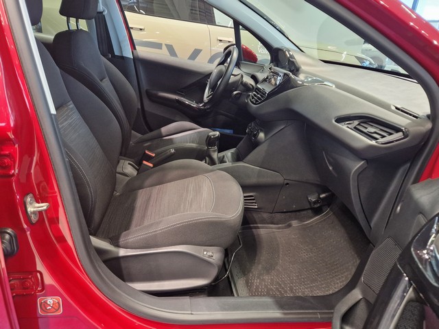 Peugeot 208 MOTION VTI 68 5-OV