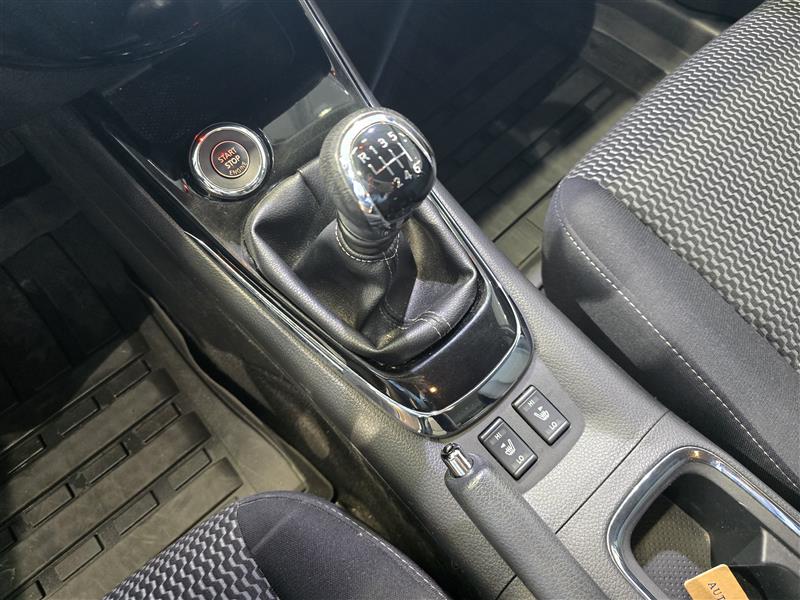 Nissan PULSAR DIG-T 115 BUSINESS 360 6M/T E6