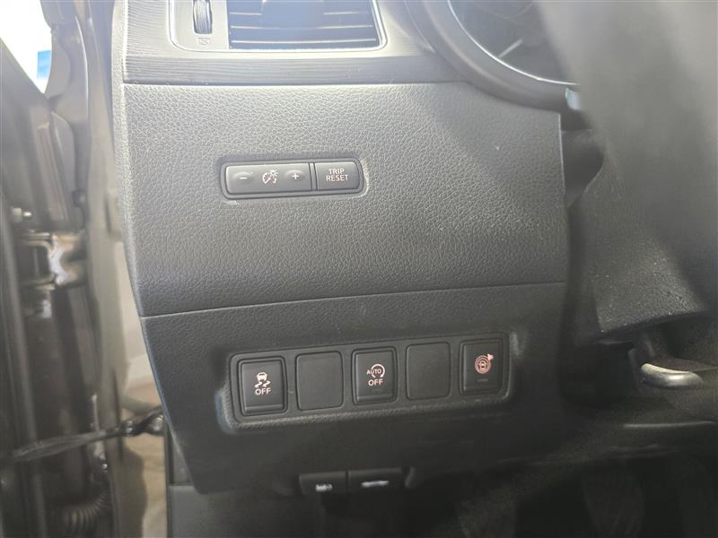 Nissan PULSAR DIG-T 115 BUSINESS 360 6M/T E6