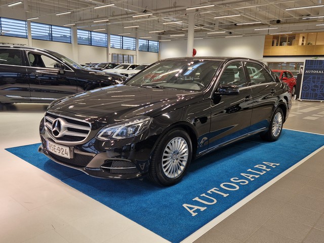 Mercedes-benz E 300 BLUETEC HYBRID A PREMIUM BUSINESS