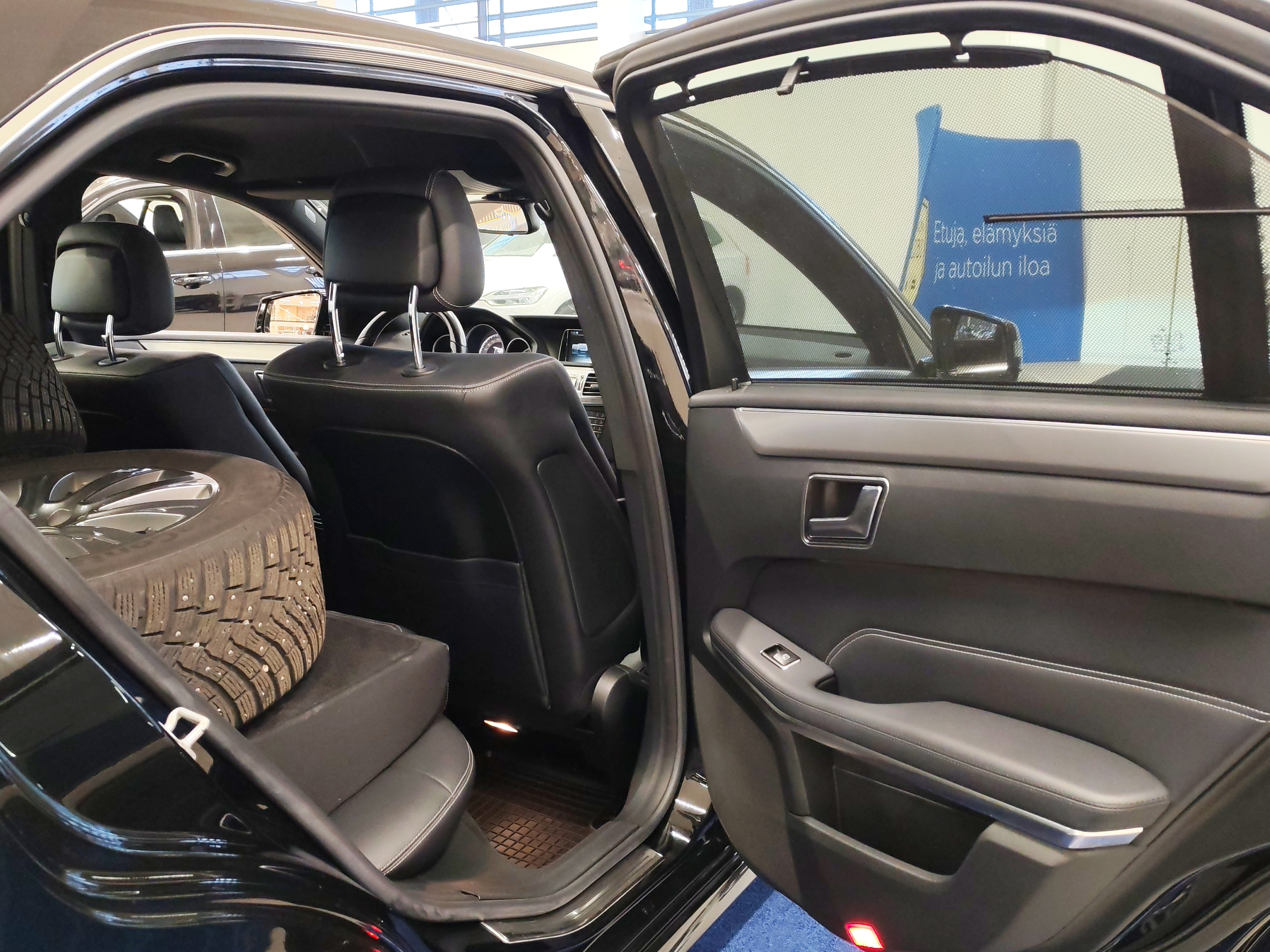 Mercedes-benz E 300 BLUETEC HYBRID A PREMIUM BUSINESS
