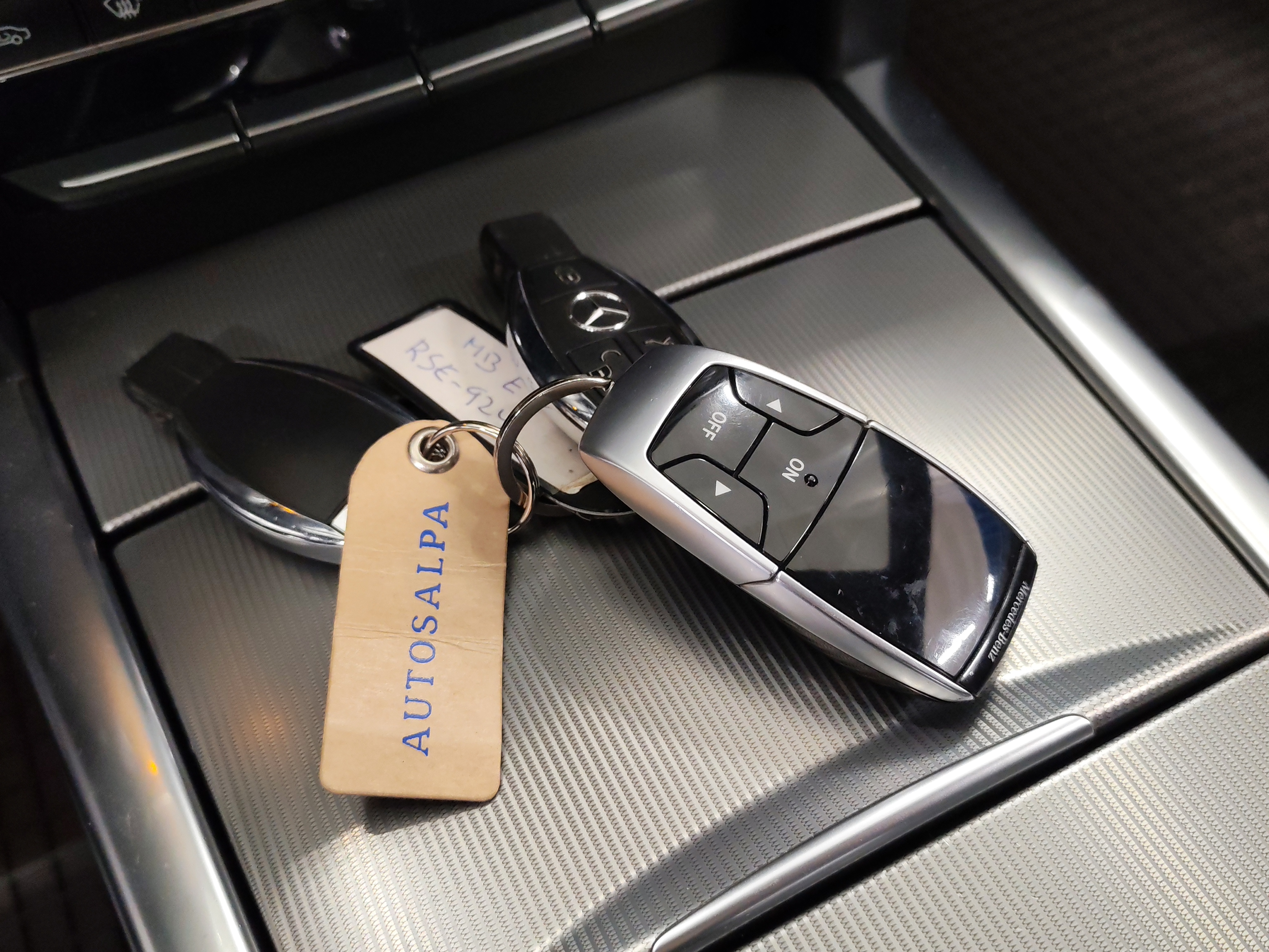 Mercedes-benz E 300 BLUETEC HYBRID A PREMIUM BUSINESS