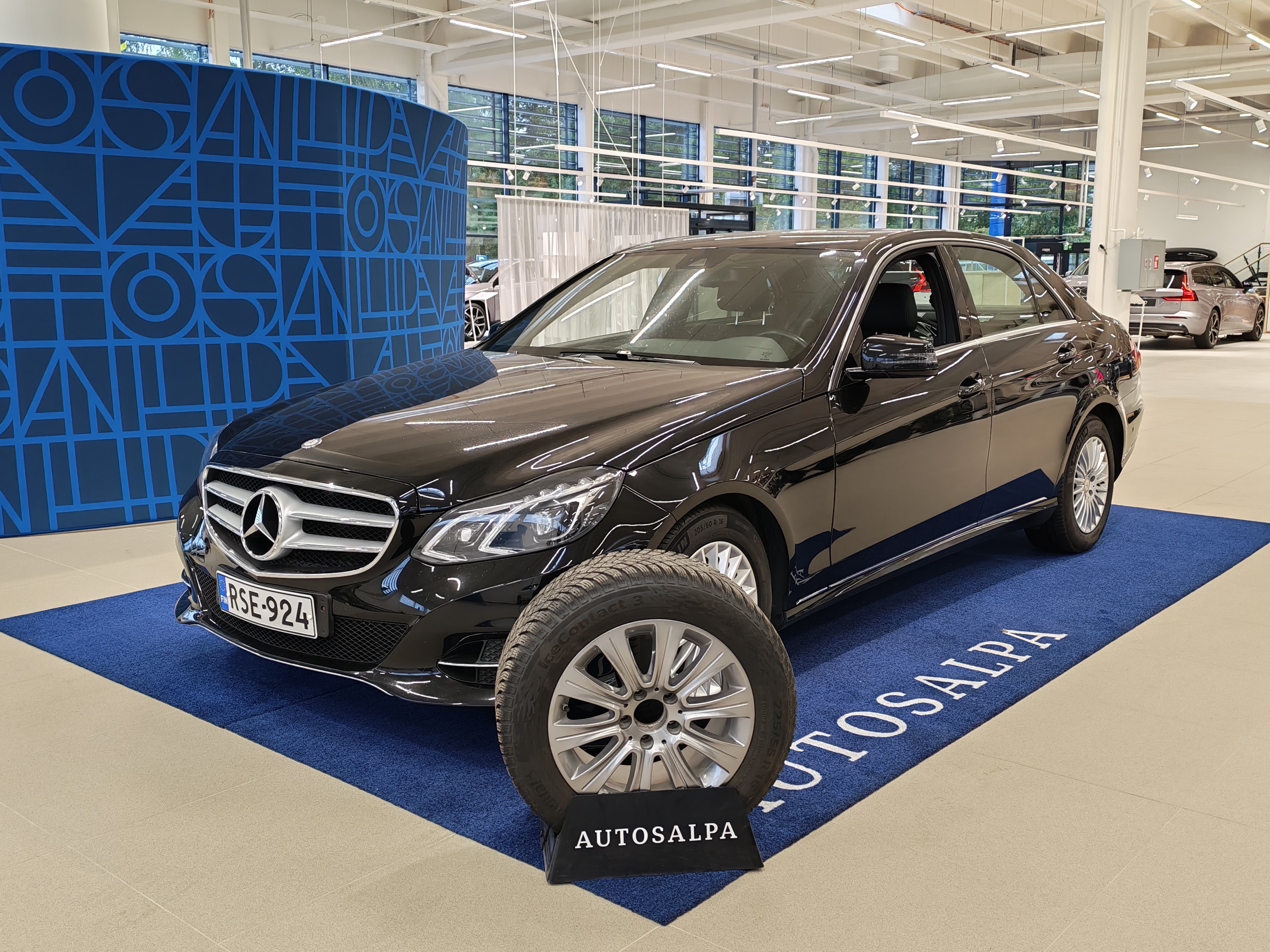 Mercedes-benz E 300 BLUETEC HYBRID A PREMIUM BUSINESS