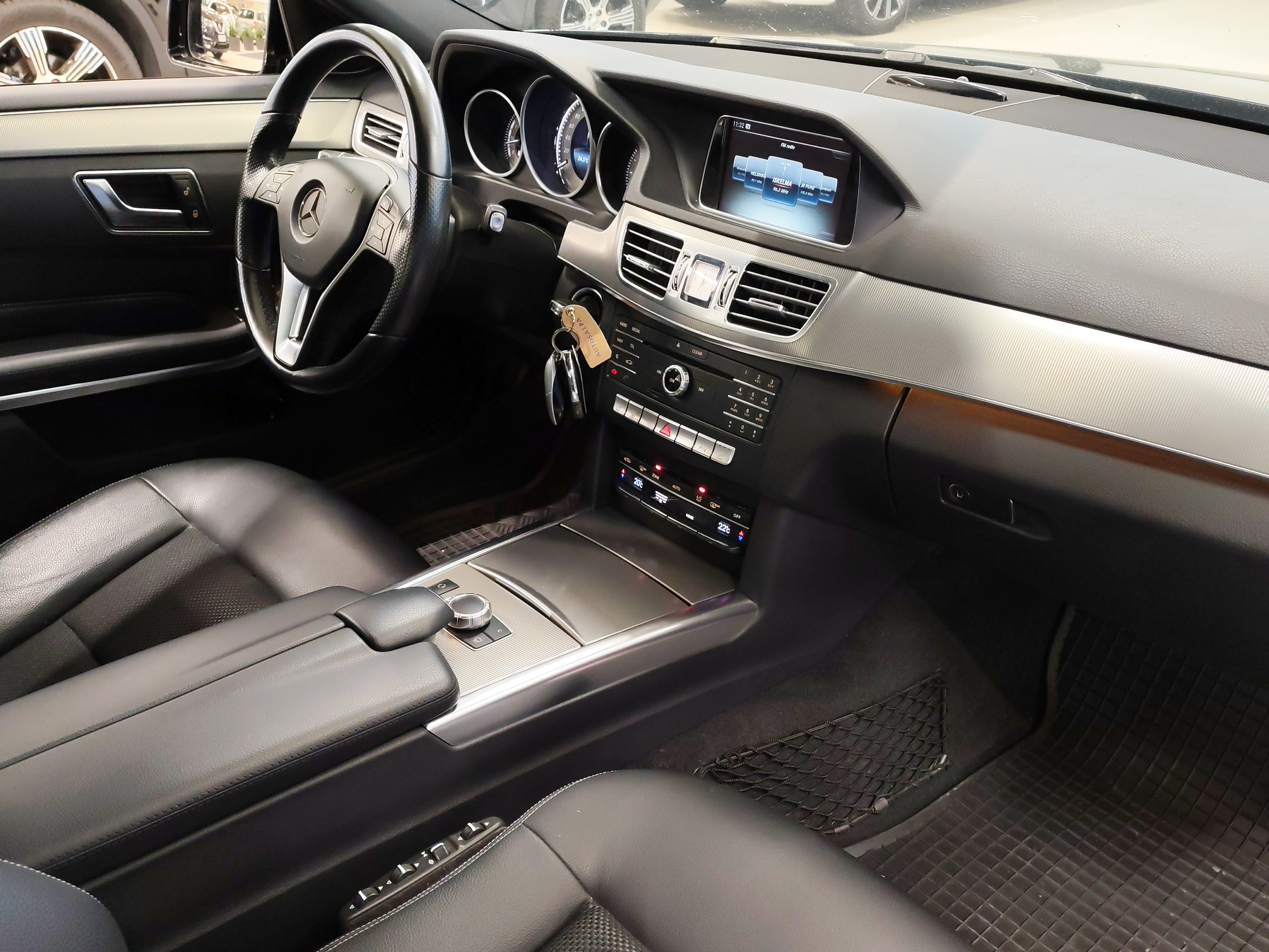 Mercedes-benz E 300 BLUETEC HYBRID A PREMIUM BUSINESS