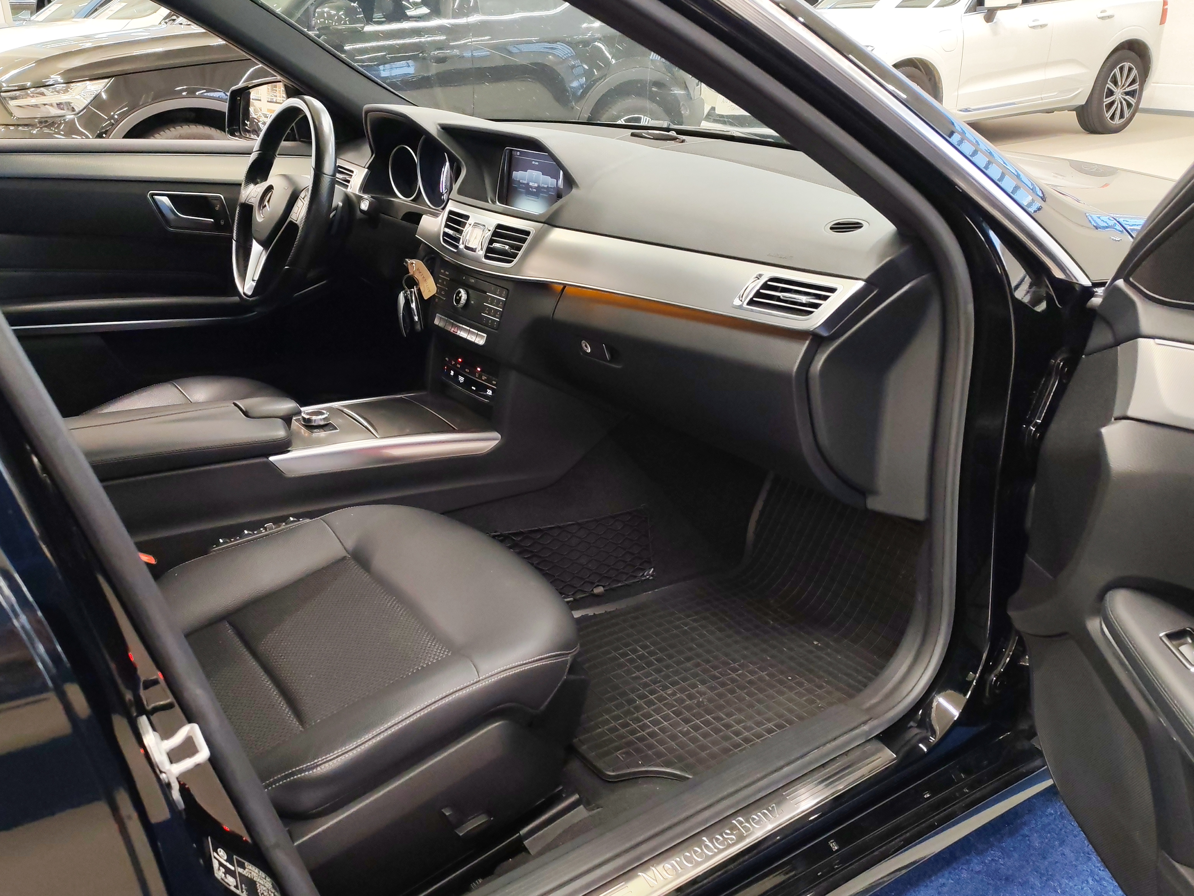 Mercedes-benz E 300 BLUETEC HYBRID A PREMIUM BUSINESS