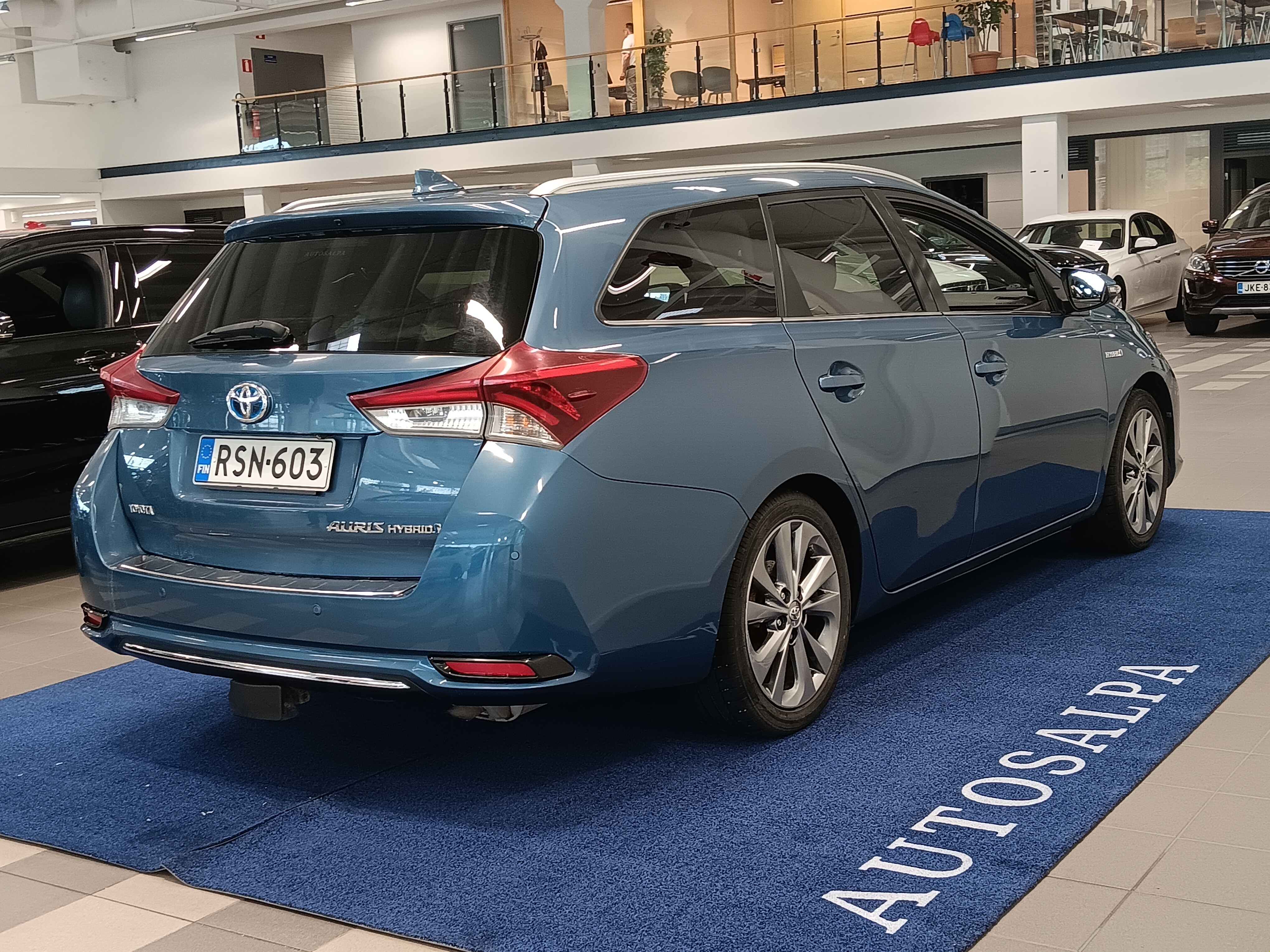 Toyota AURIS TOURING SPORTS 1,8 HYBRID PREMIUM