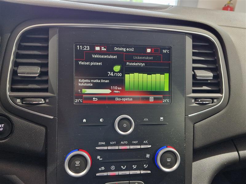 Renault MEGANE HATCHBACK ENERGY TCE 130 ZEN