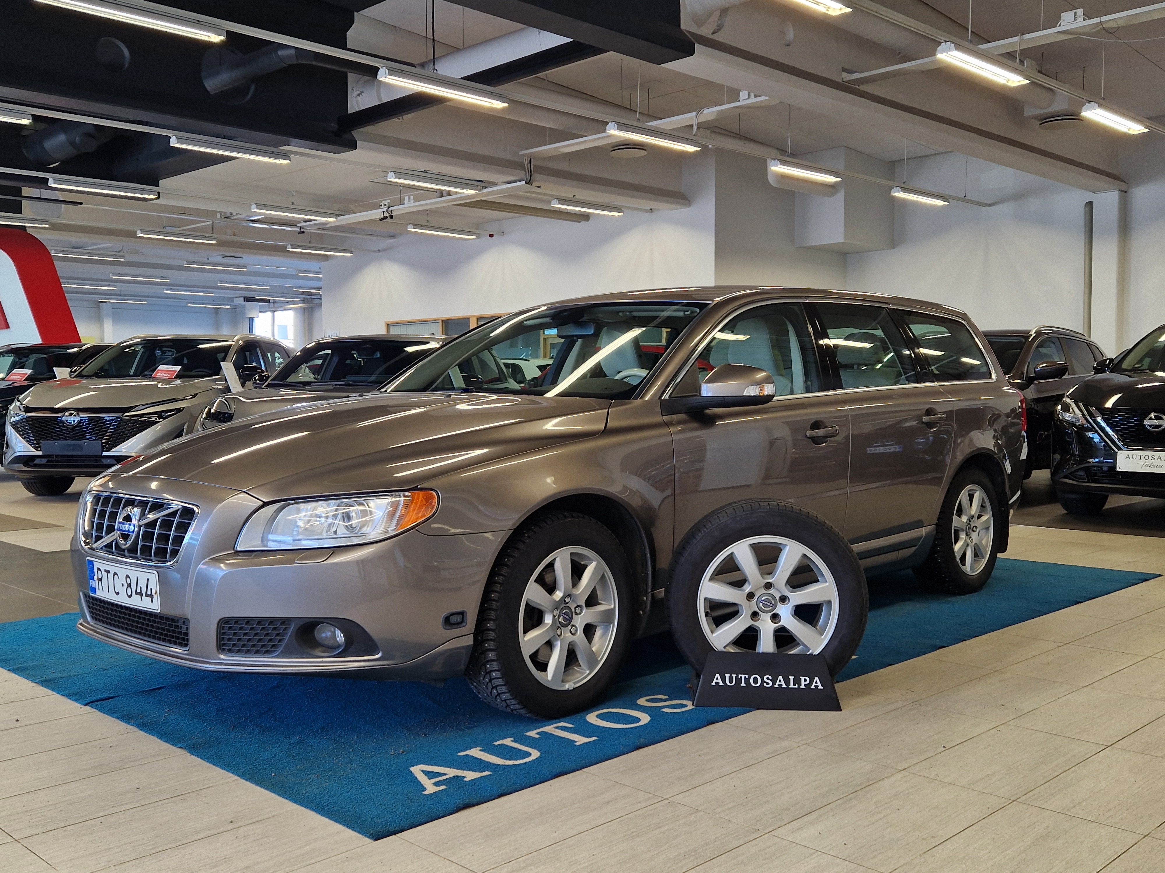 Volvo V70 D3 MOMENTUM AUT.