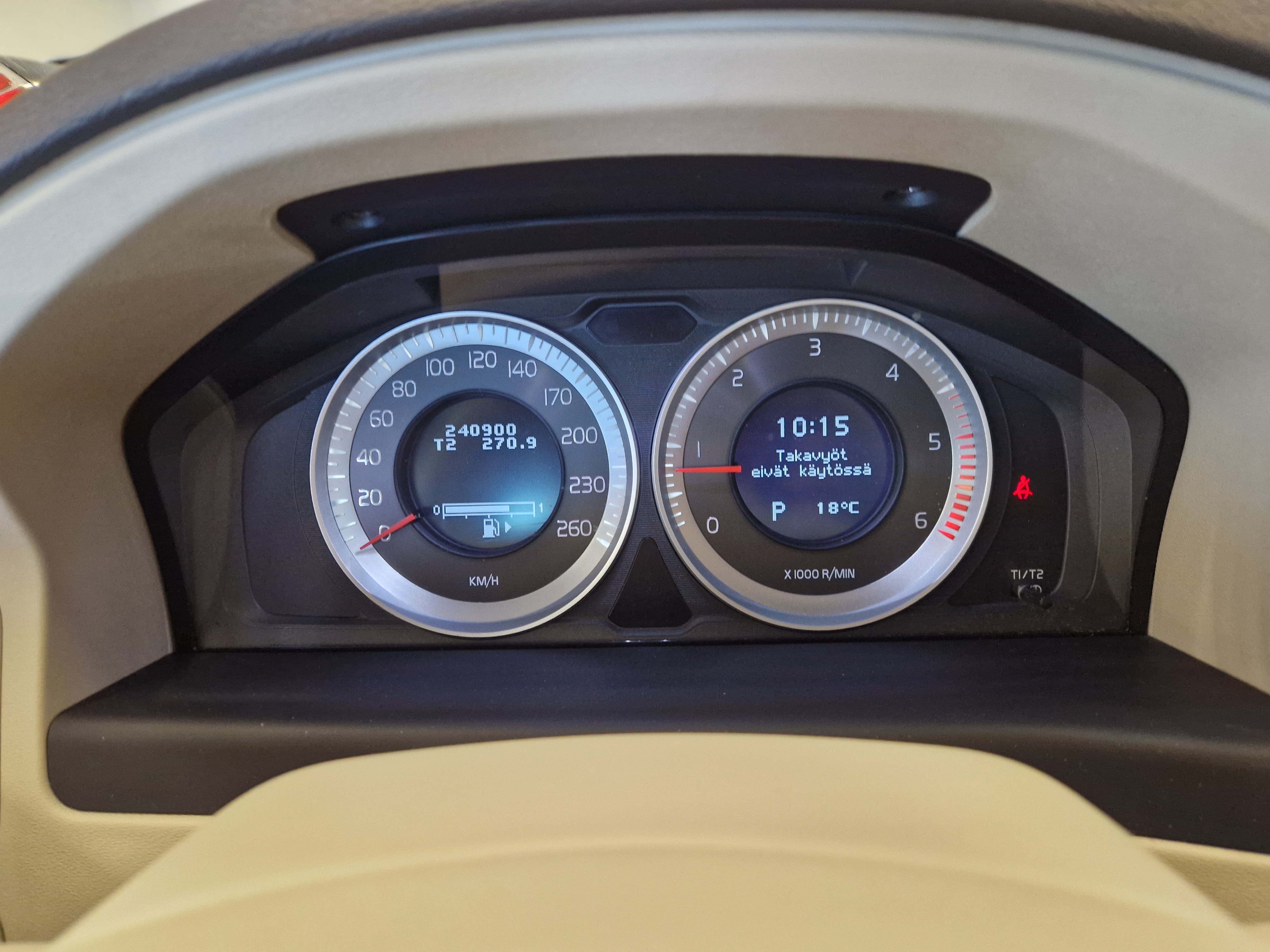 Volvo V70 D3 MOMENTUM AUT.