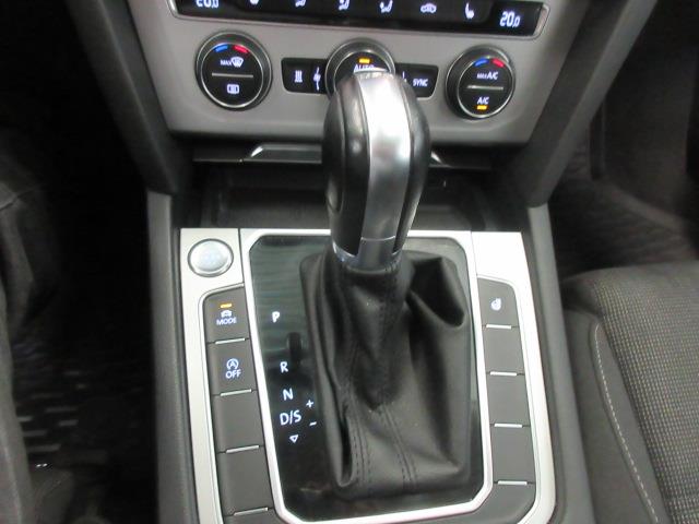 Volkswagen PASSAT VARIANT FOOTBALL EDITION 1,6 TDI 88 KW (120 HV).DS