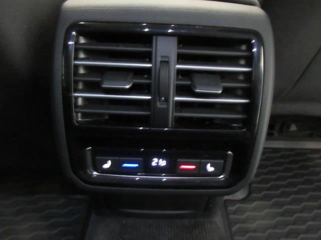 Volkswagen PASSAT VARIANT FOOTBALL EDITION 1,6 TDI 88 KW (120 HV).DS