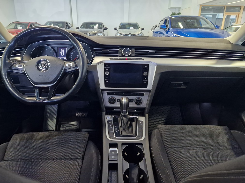 Volkswagen PASSAT VARIANT FOOTBALL EDITION 1,6 TDI 88 KW (120 HV).DS