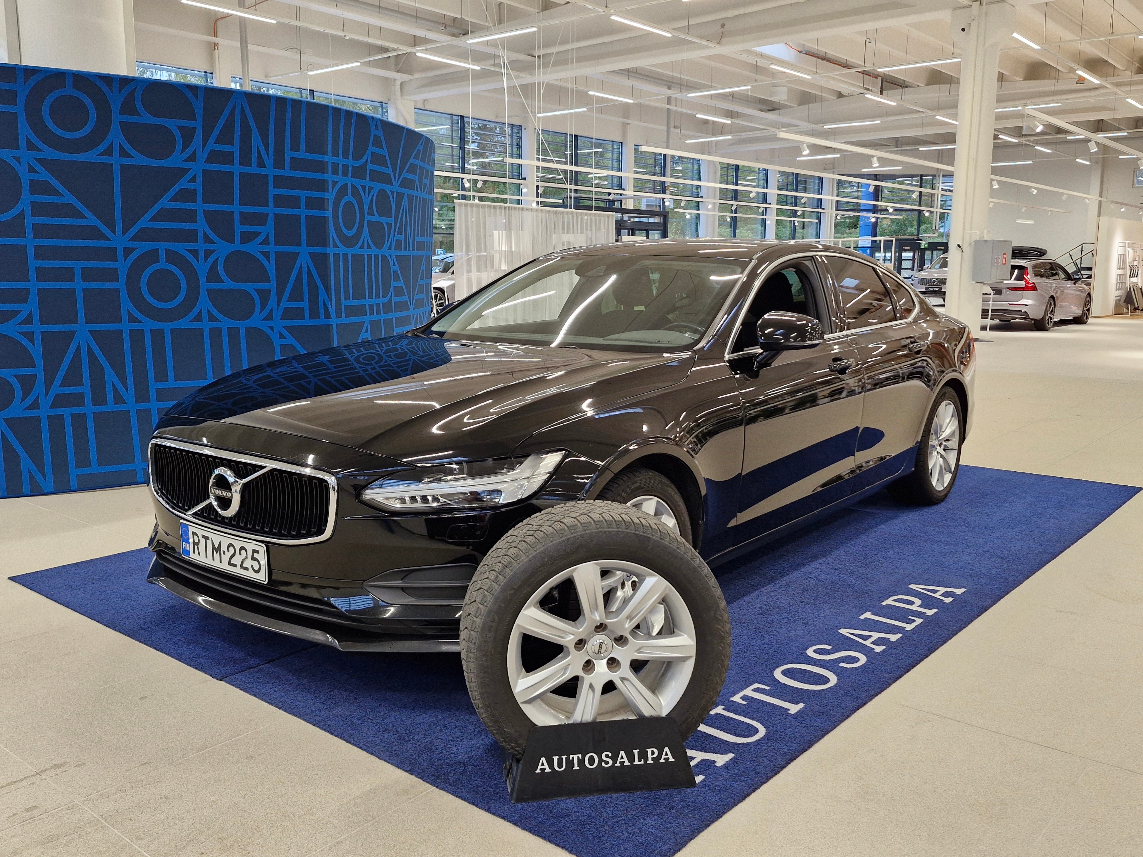 Volvo S90 D3 Business aut 2018, photo 2/15