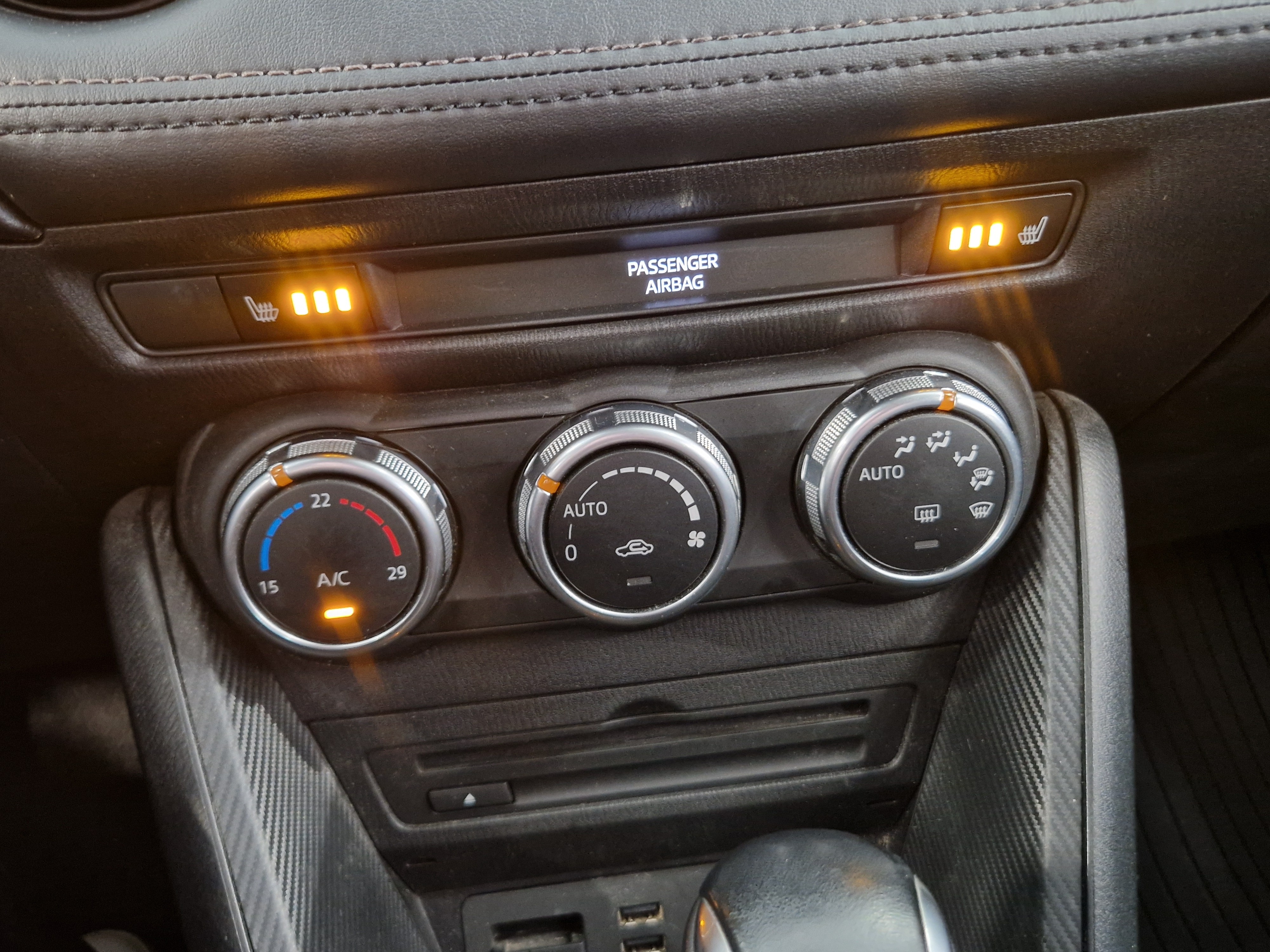 Mazda CX-3 2,0 SKYACTIV-G PREMIUM 6AT EN1