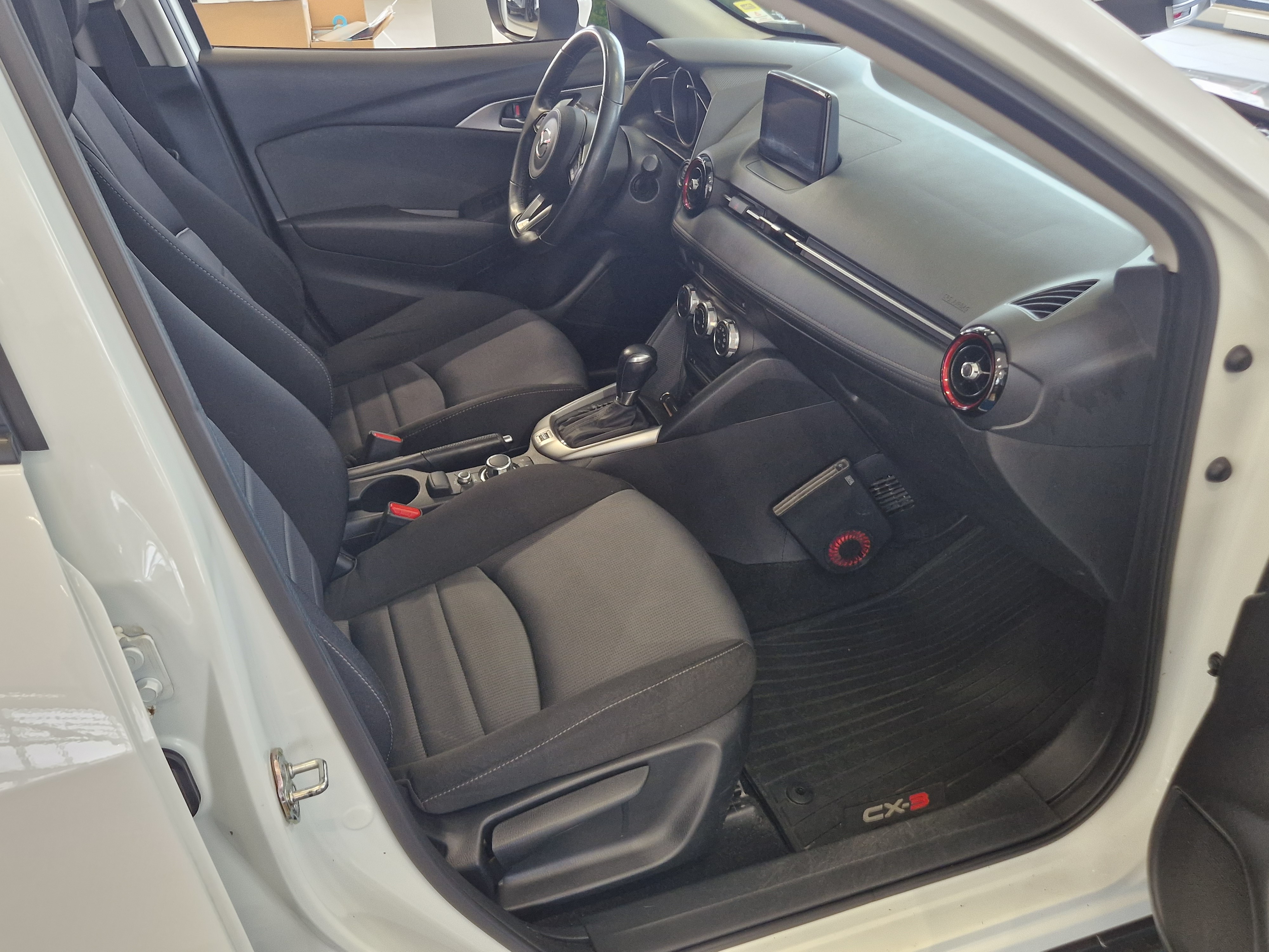 Mazda CX-3 2,0 SKYACTIV-G PREMIUM 6AT EN1