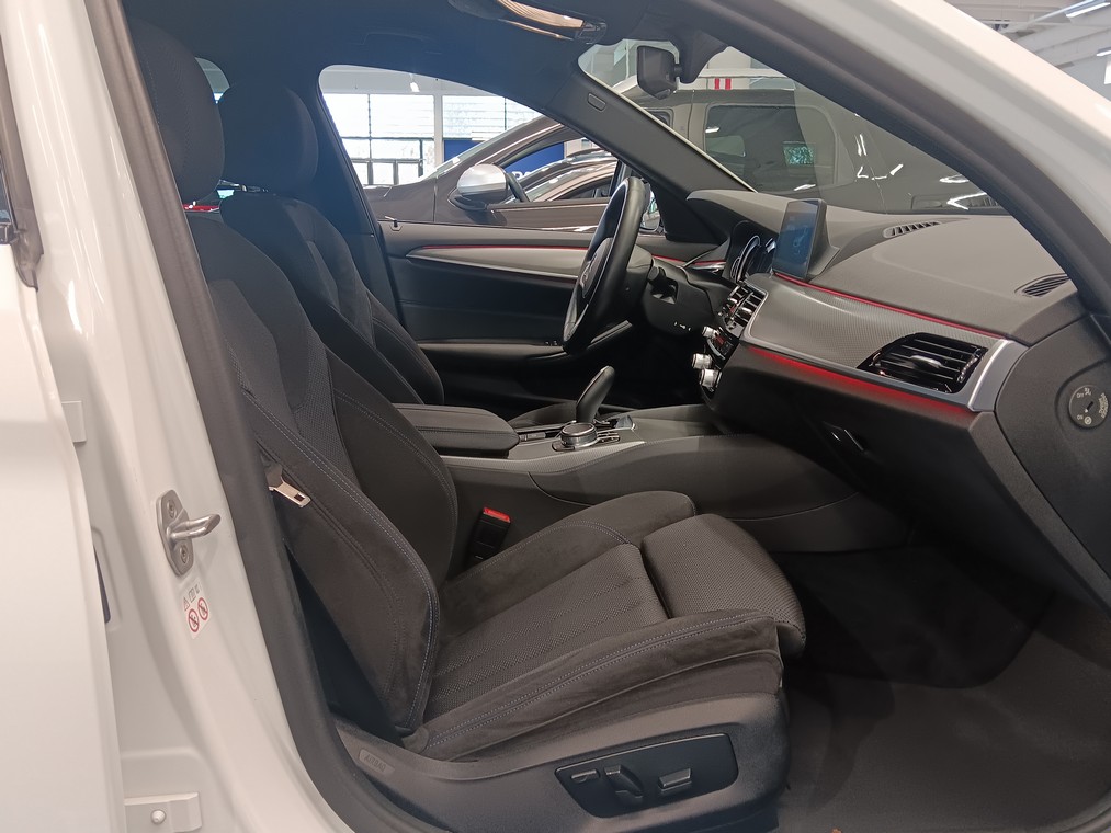 Bmw 520 G31 TOURING 520D A XDRIVE BUSINESS COMFORT