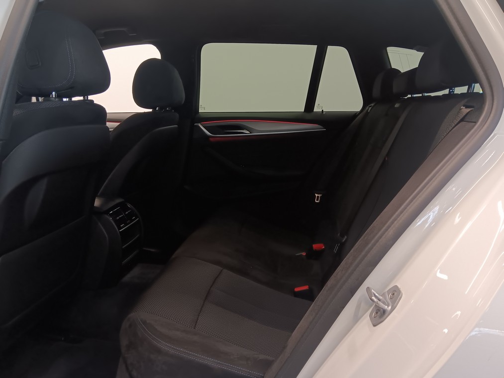 Bmw 520 G31 TOURING 520D A XDRIVE BUSINESS COMFORT