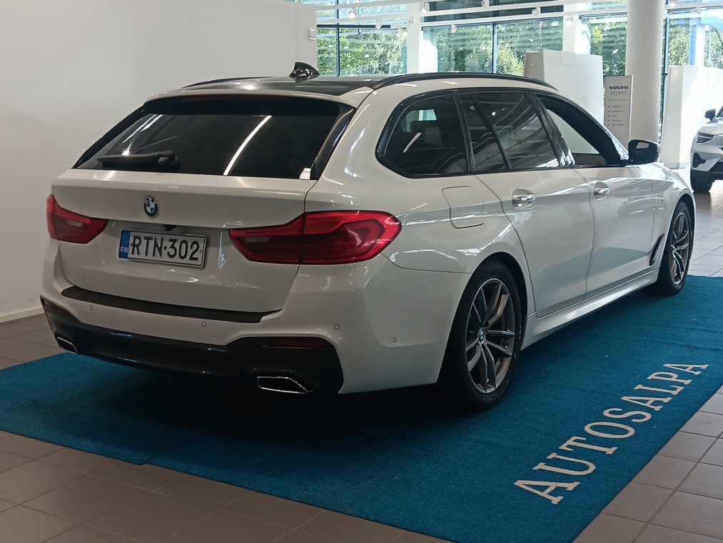 Bmw 520 G31 TOURING 520D A XDRIVE BUSINESS COMFORT