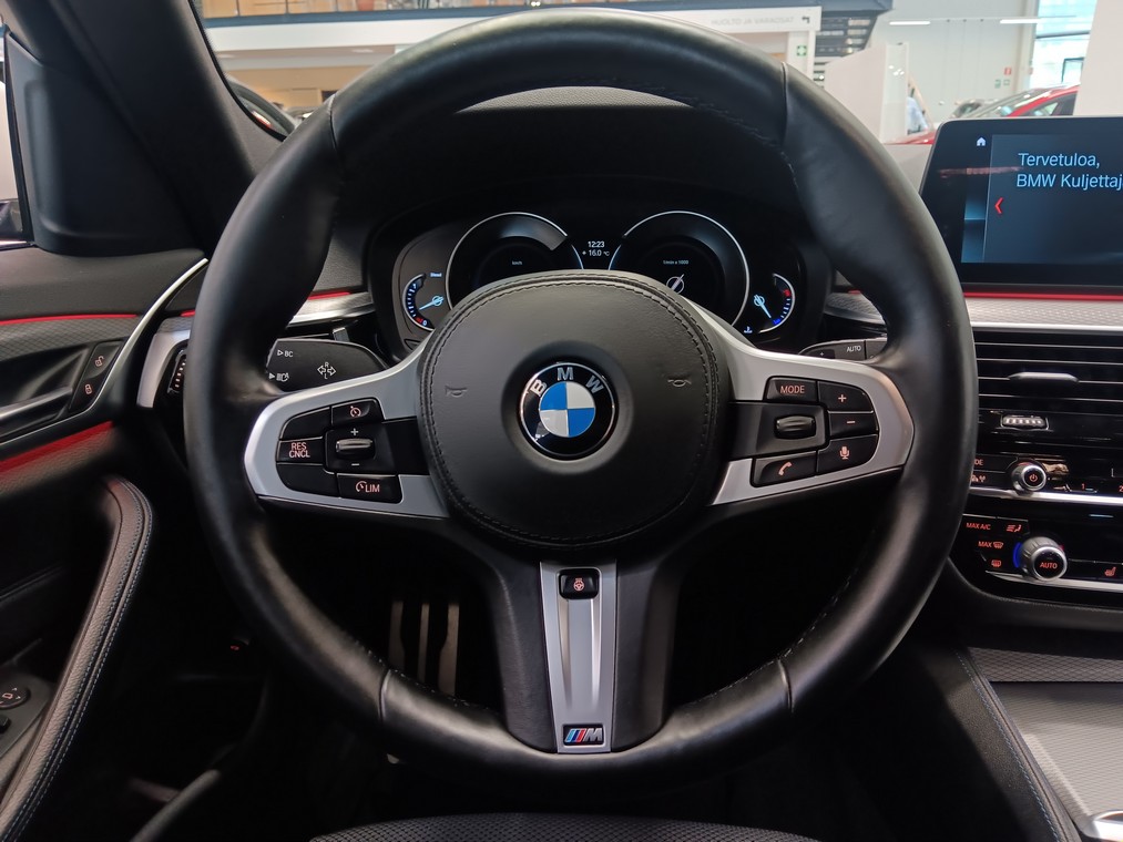 Bmw 520 G31 TOURING 520D A XDRIVE BUSINESS COMFORT
