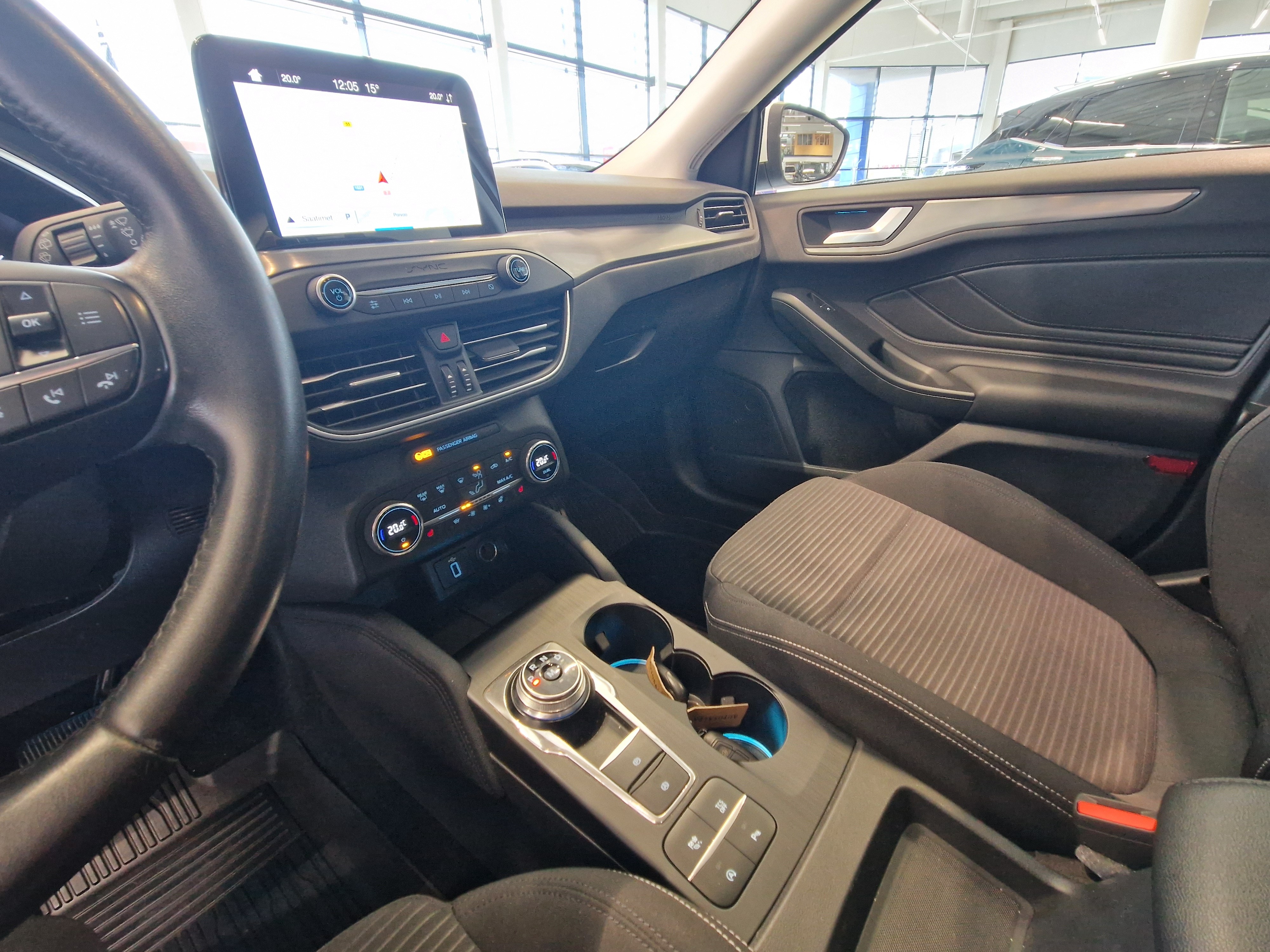 Ford FOCUS 1,5 TDCI ECOBLUE 120HV A8 TITANIUM WAGON