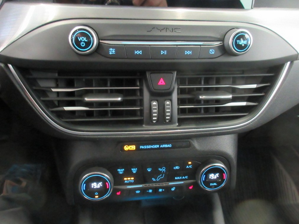 Ford FOCUS 1,5 TDCI ECOBLUE 120HV A8 TITANIUM WAGON