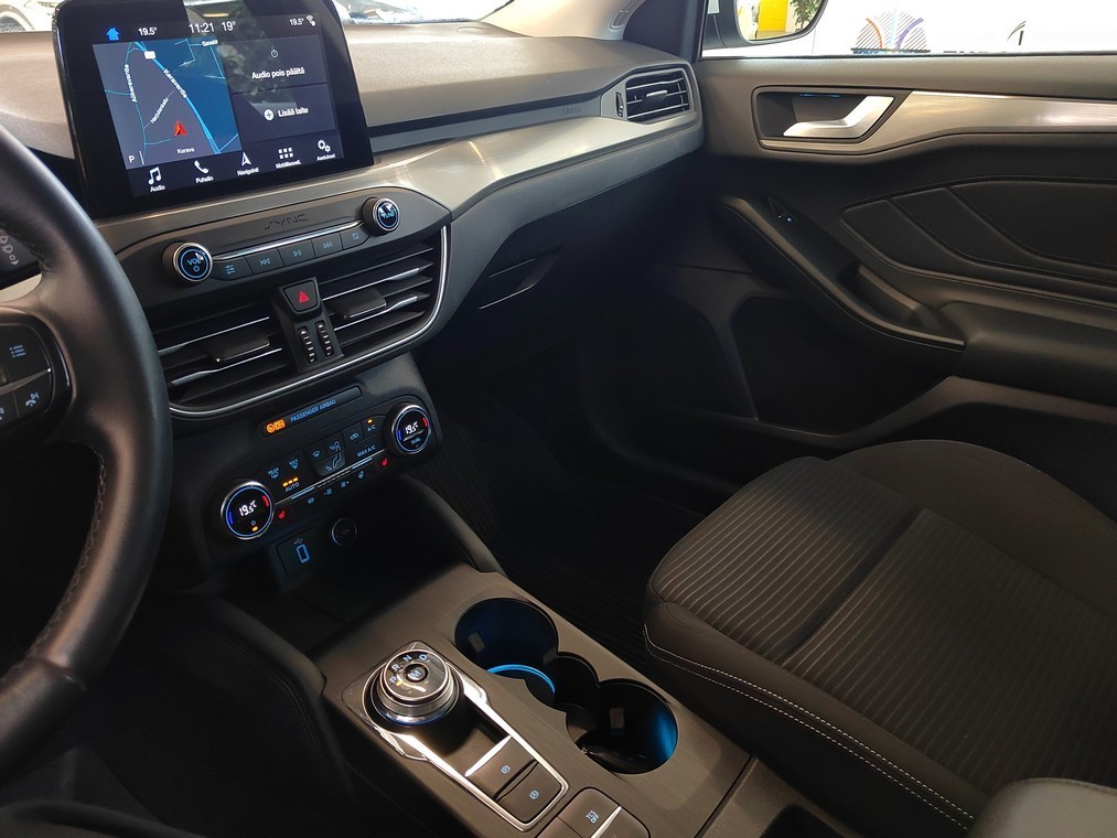 Ford FOCUS 1,5 TDCI ECOBLUE 120HV A8 TITANIUM WAGON
