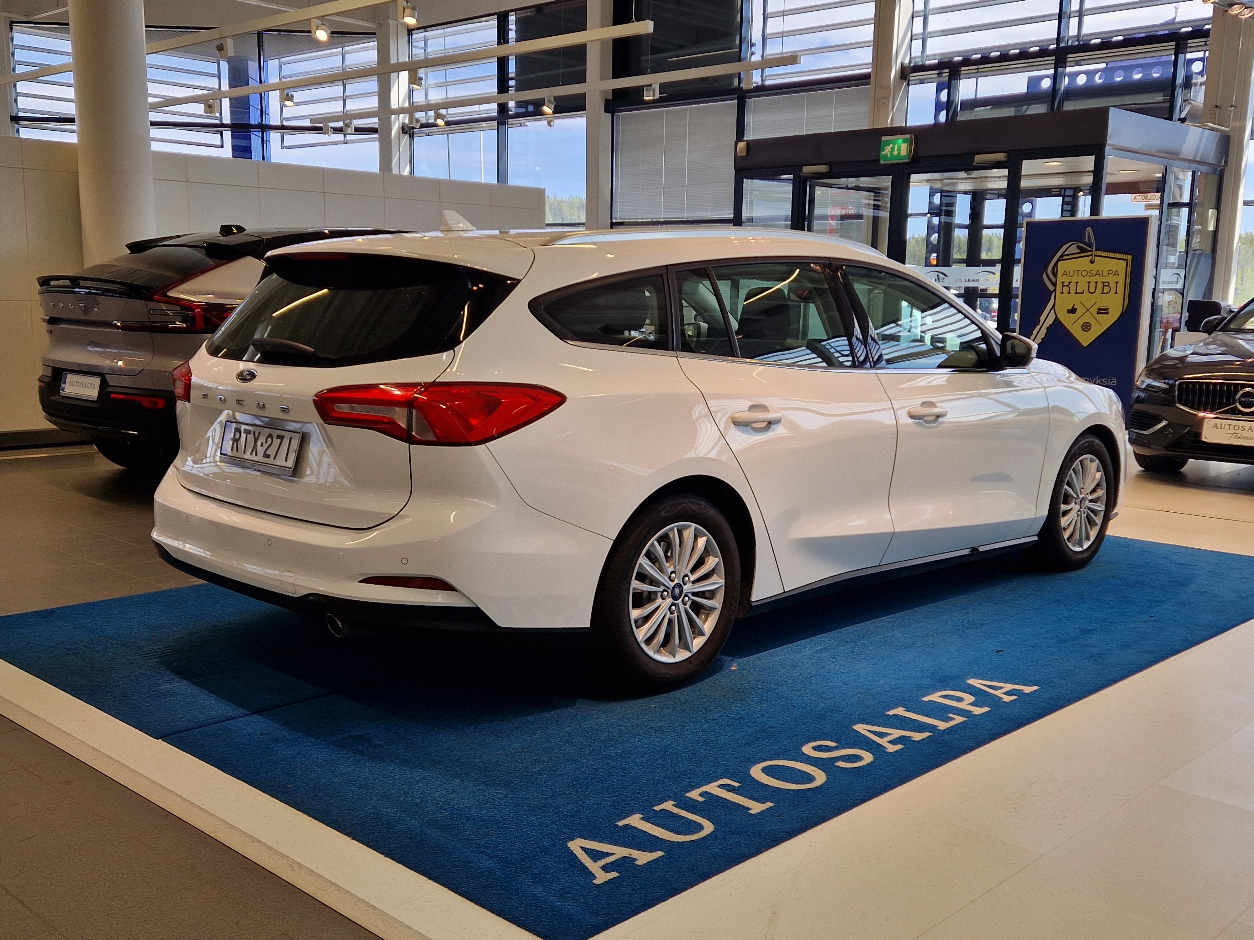 Ford FOCUS 1,5 TDCI ECOBLUE 120HV A8 TITANIUM WAGON