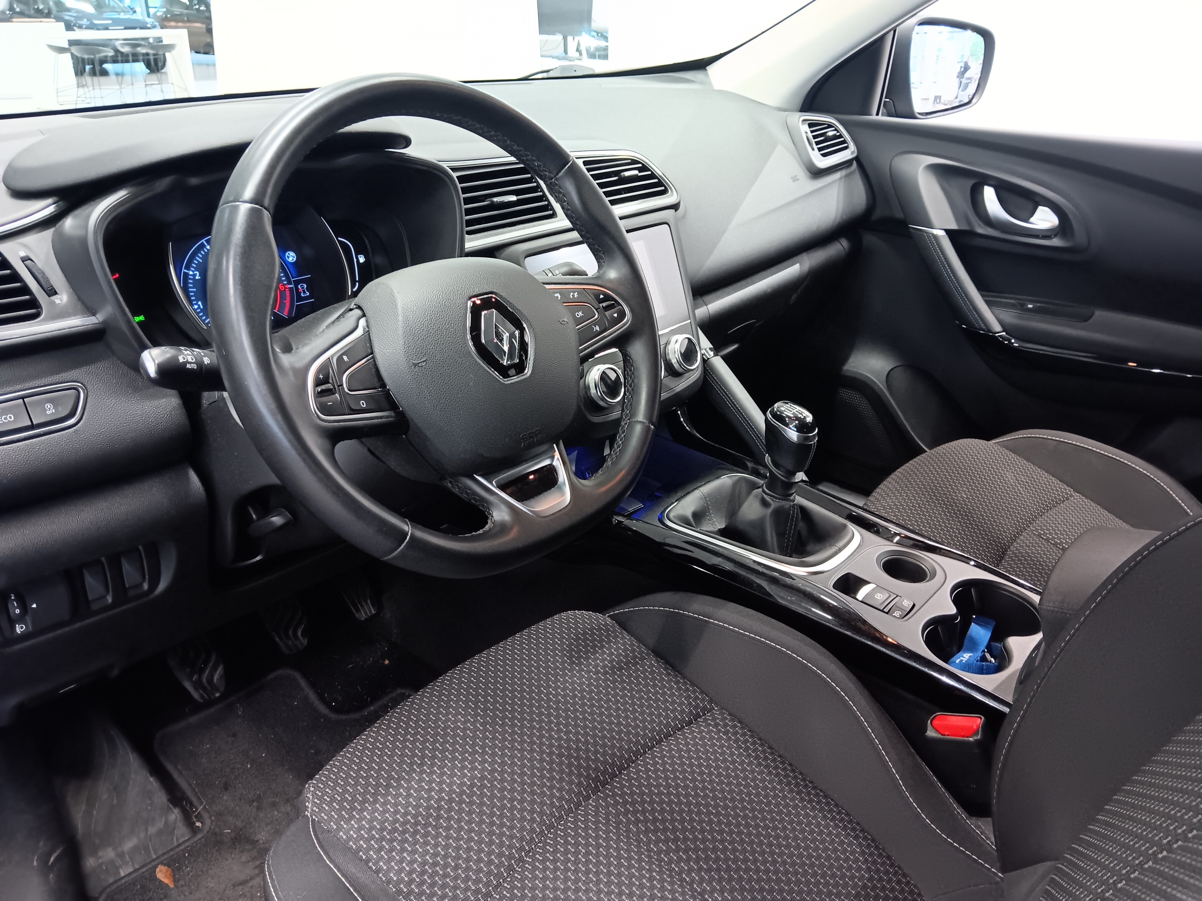 Renault Kadjar TCe 140 Zen 2019, kuva 3/4