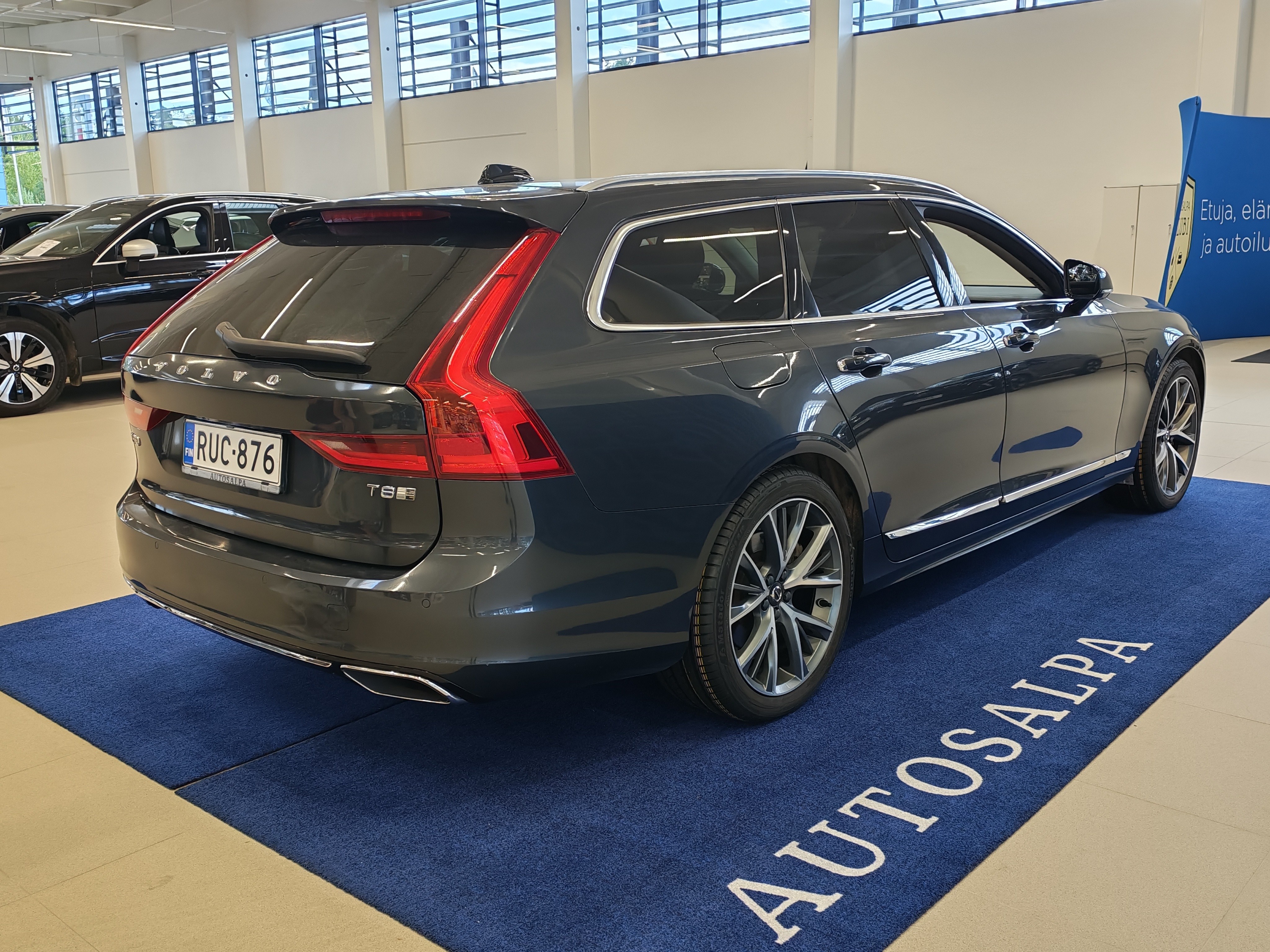 Volvo V90 2019, kuva 3/20