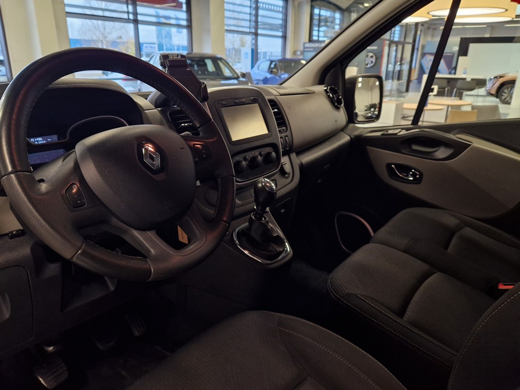 Renault TRAFIC DCI 125 TWINTURBO L2H1 6,0 M3 NAVI EDITION