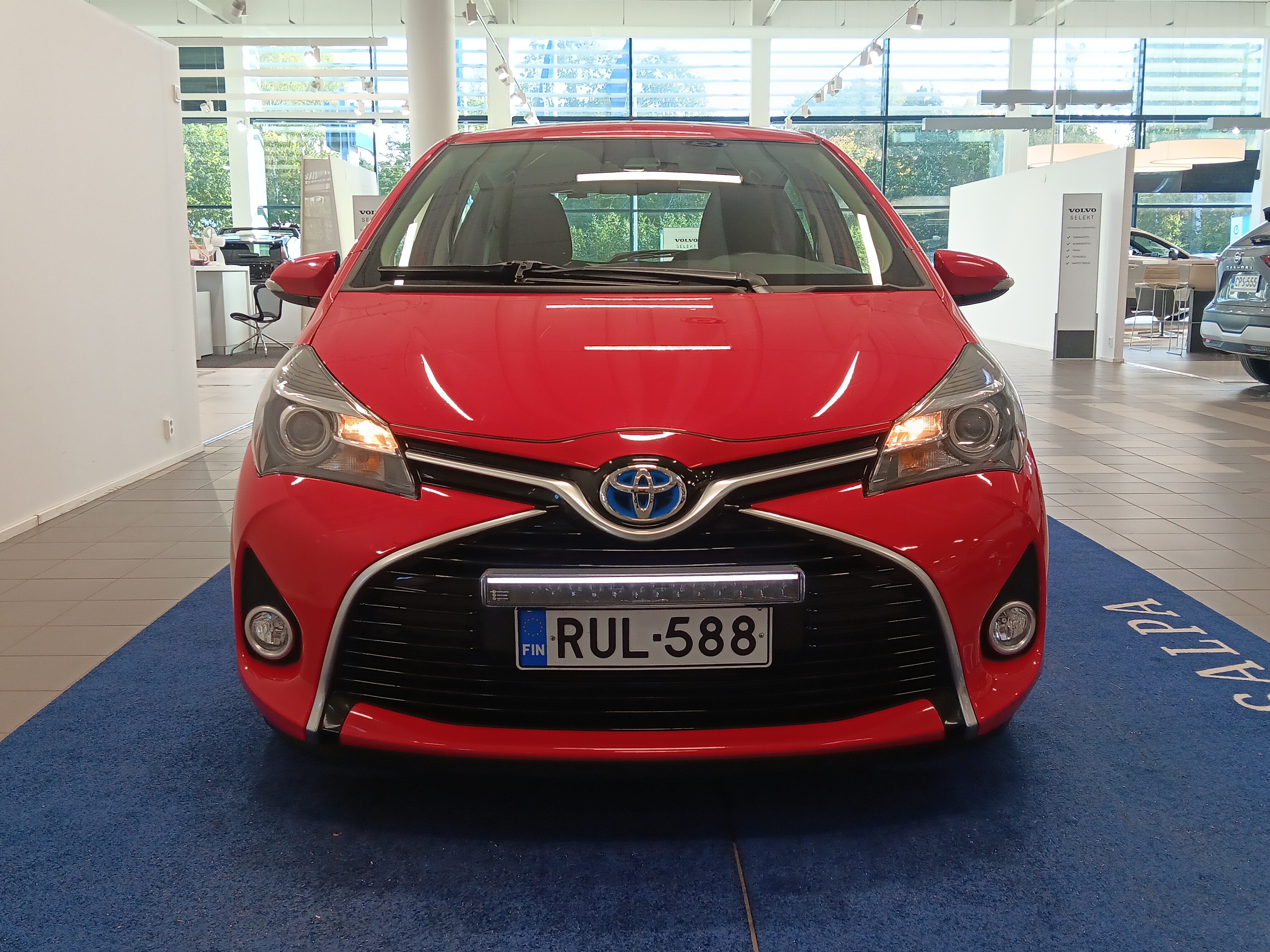 Toyota Yaris 2017, kuva 3/19