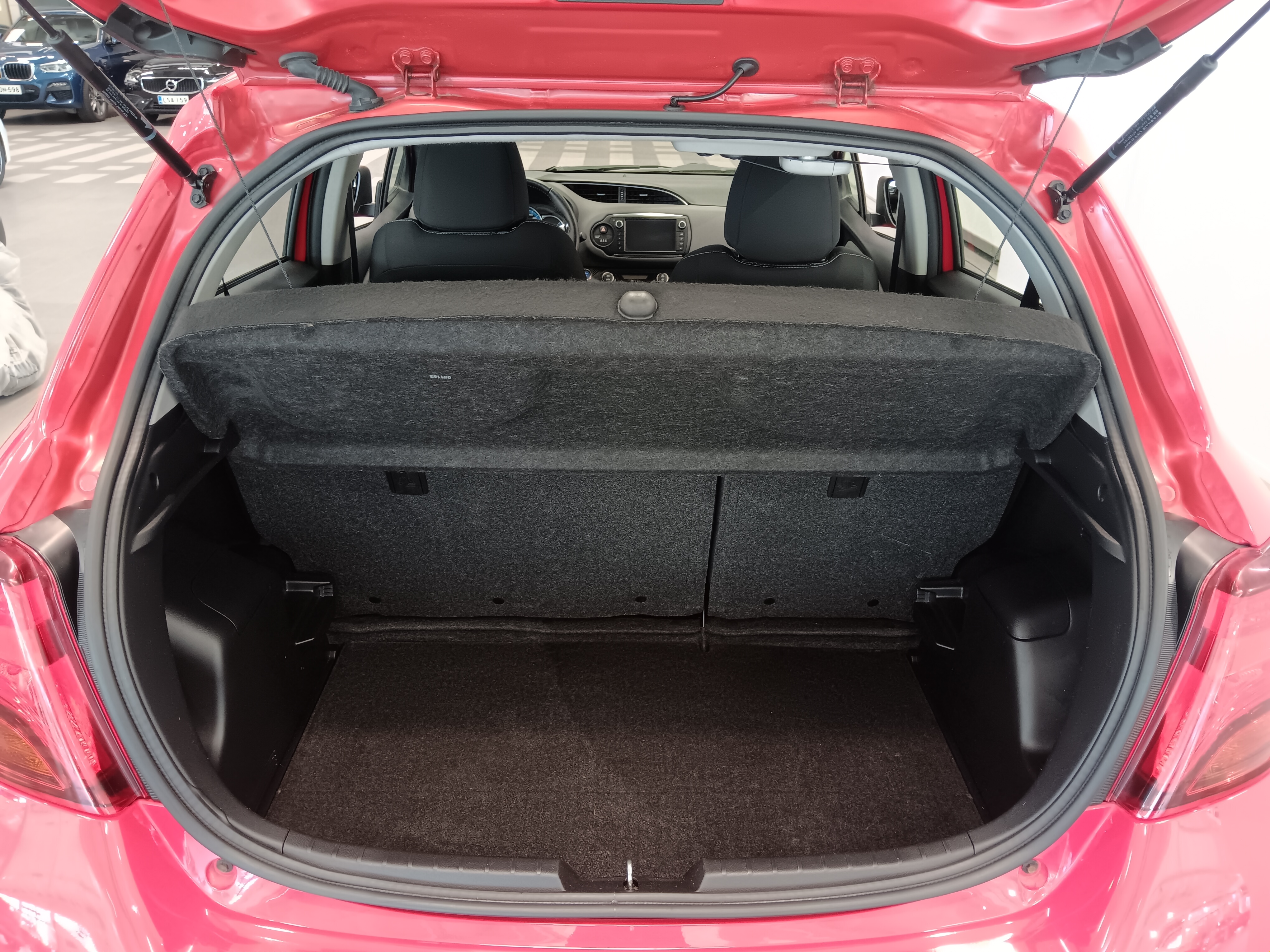 Toyota Yaris 2017, kuva 6/19