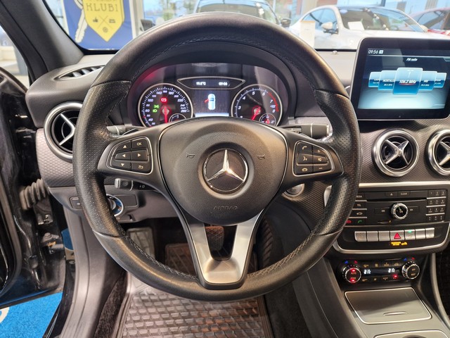 Mercedes-benz A 180 A BUSINESS AMG.