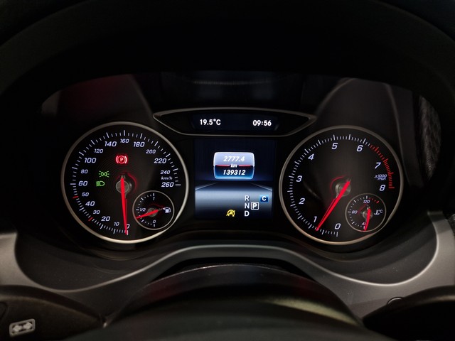 Mercedes-benz A 180 A BUSINESS AMG.