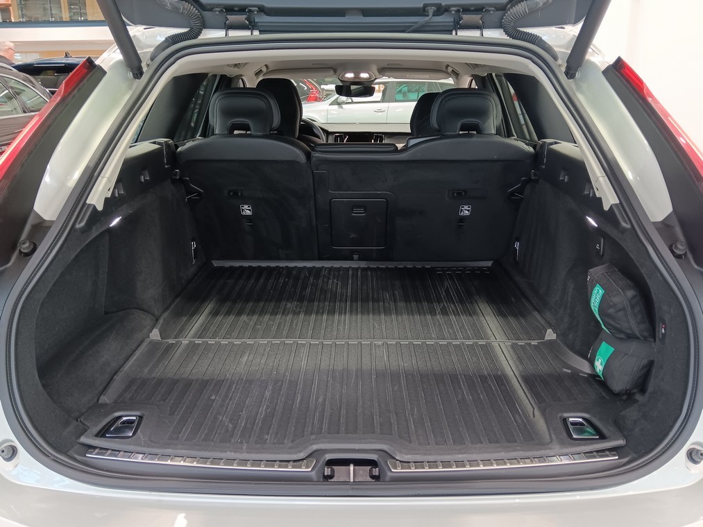 Volvo V90 T6 TWE AWD BUSINESS INSCRIPTION AUT