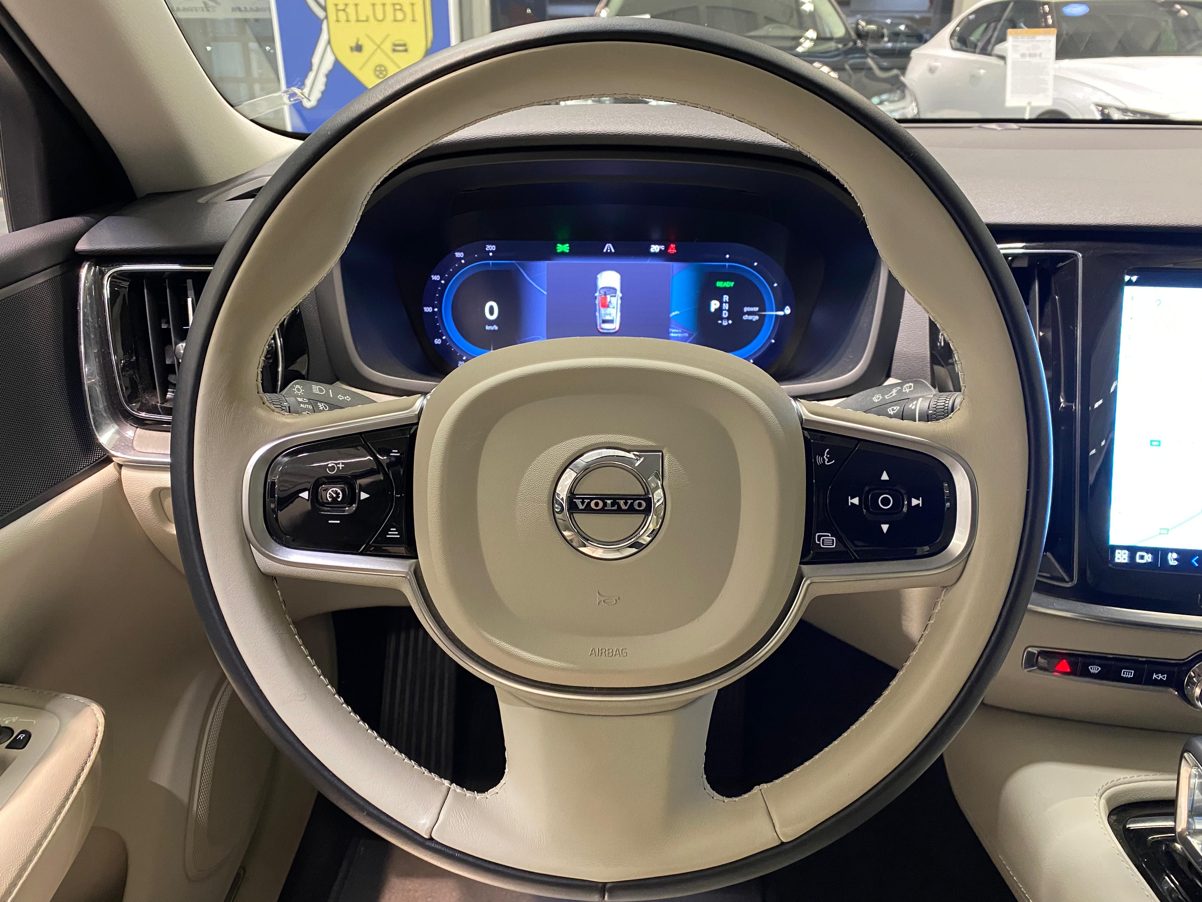 Volvo V60 2023, kuva 7/17