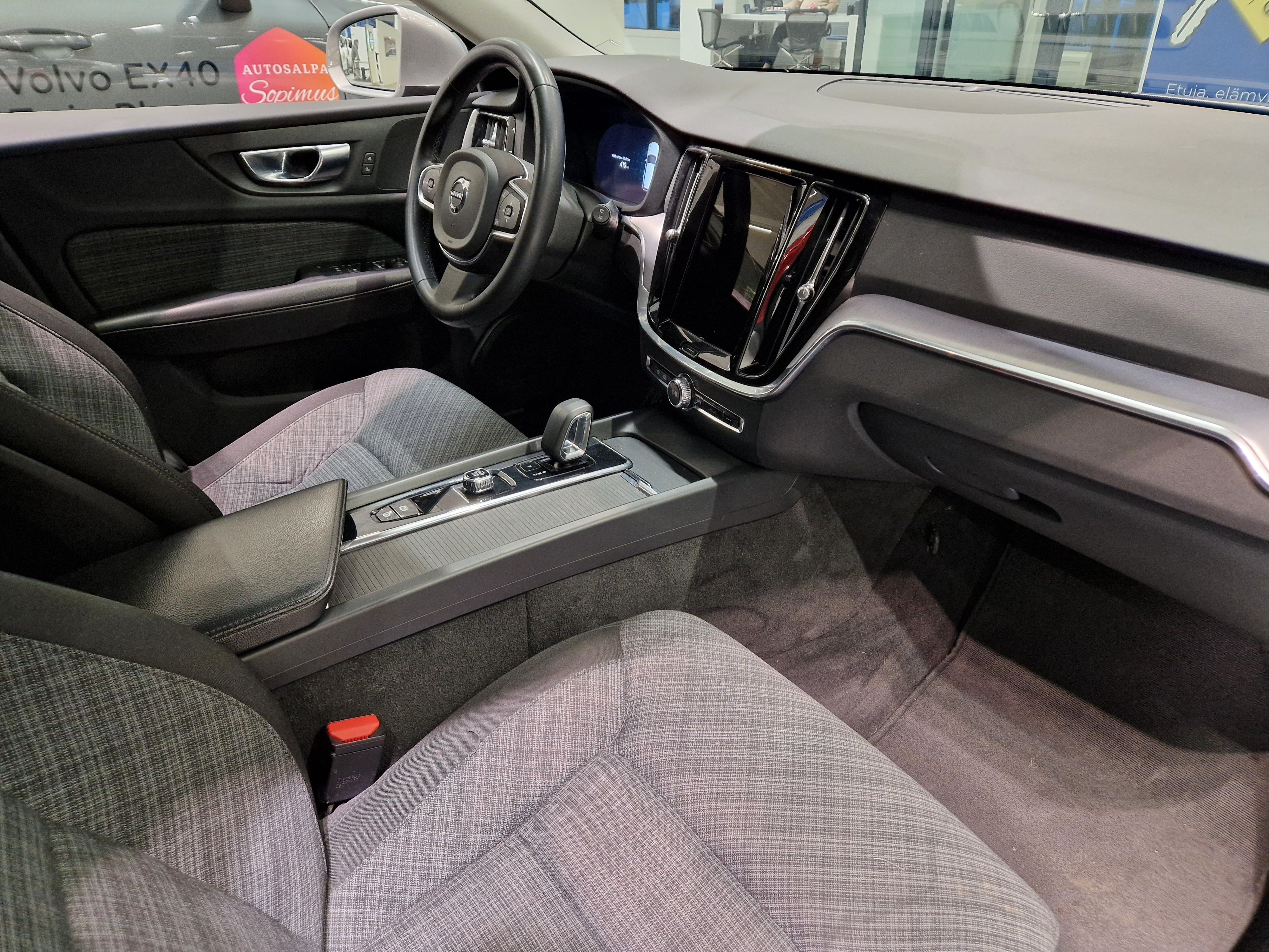 Volvo V60 B4 D-MHEV BUSINESS CORE AUT