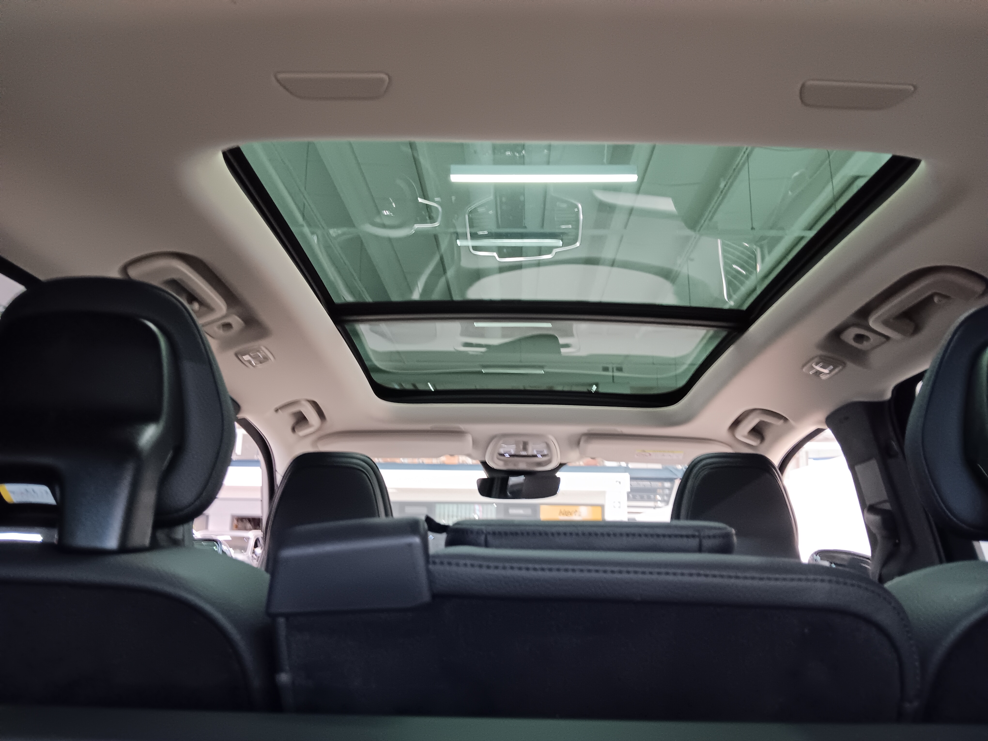 Volvo XC90 T8 AWD LONG RANGE PLUS DARK TAKUU 24KK/40TKM