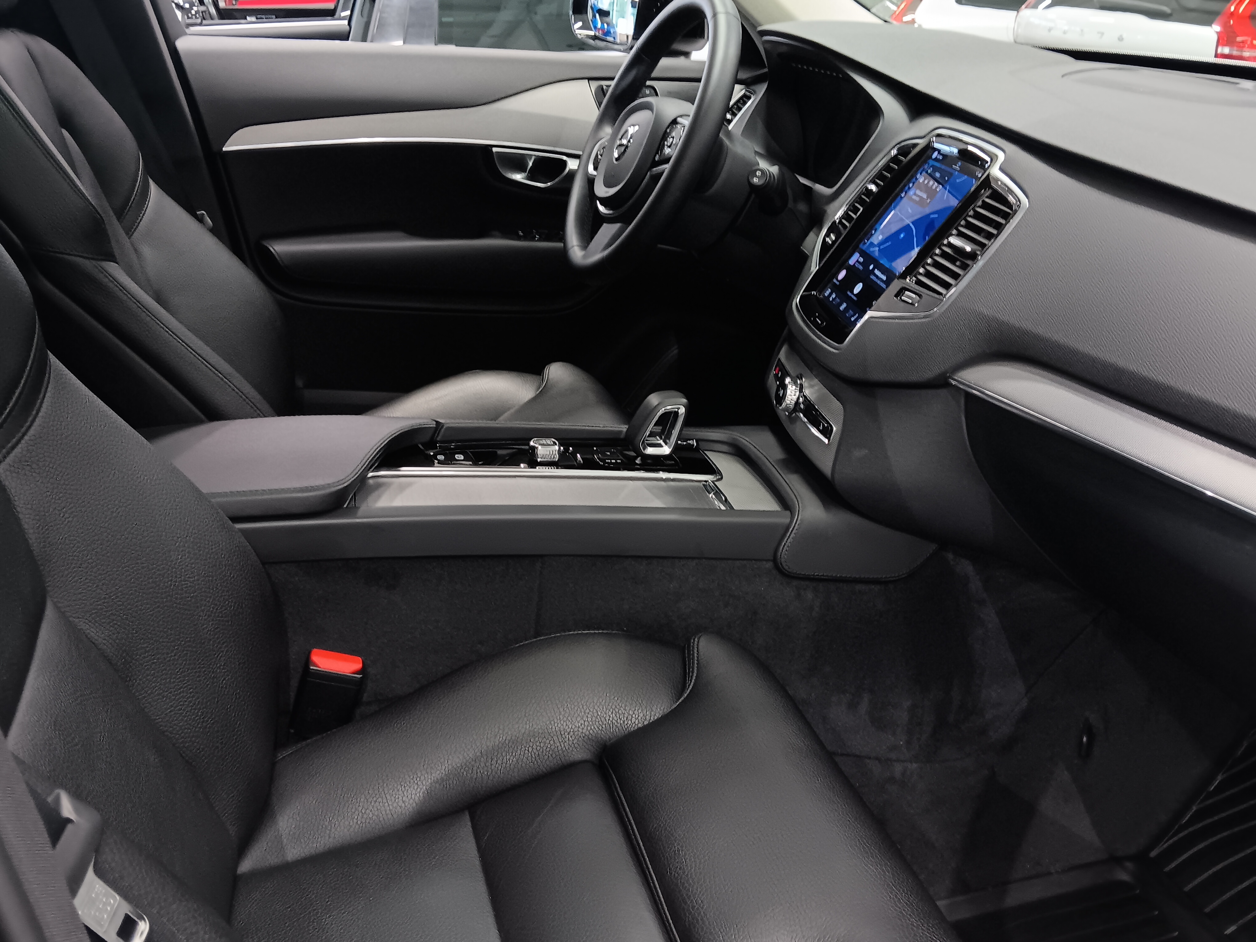 Volvo XC90 T8 AWD LONG RANGE PLUS DARK TAKUU 24KK/40TKM