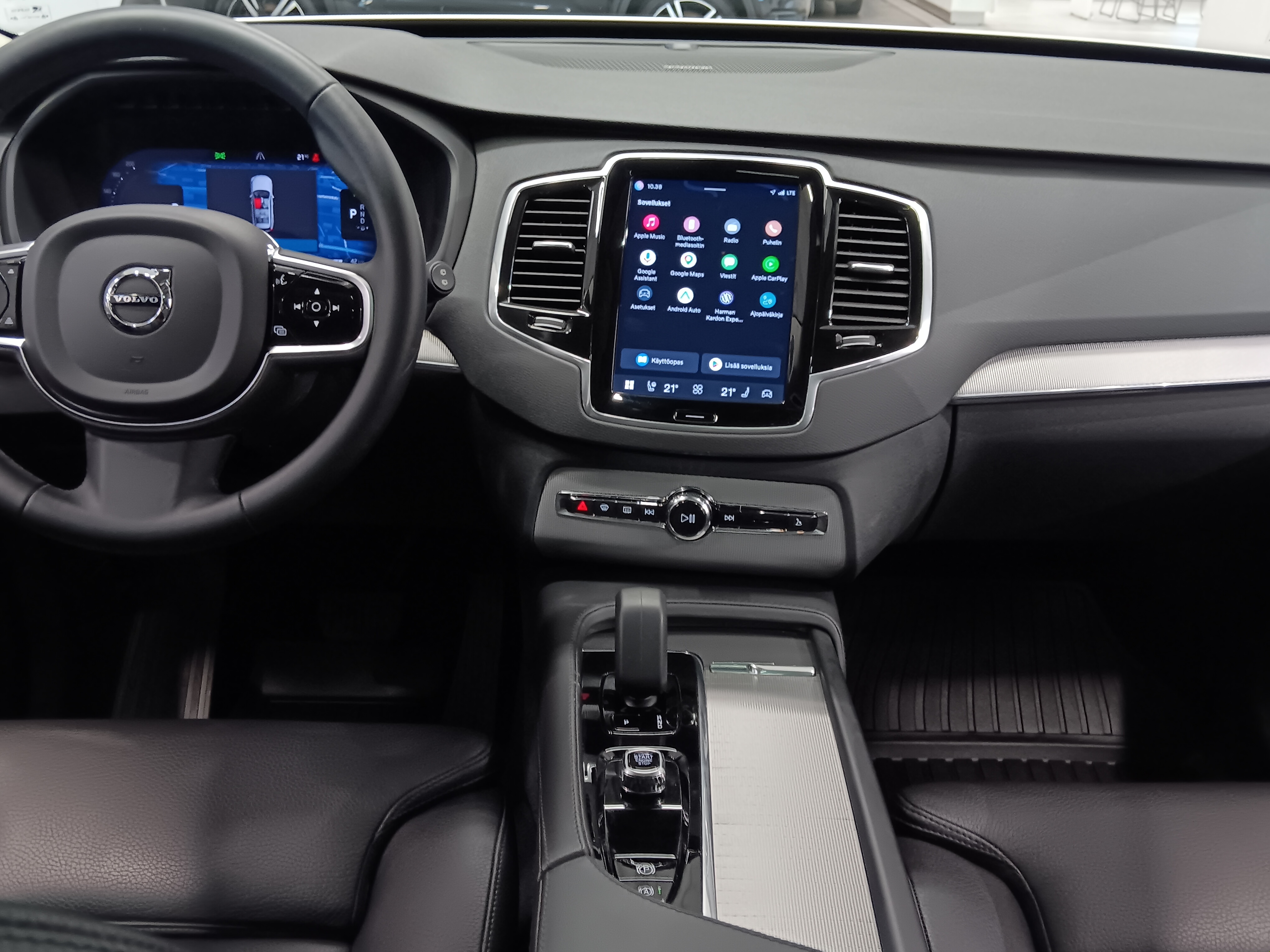 Volvo XC90 T8 AWD LONG RANGE PLUS DARK TAKUU 24KK/40TKM