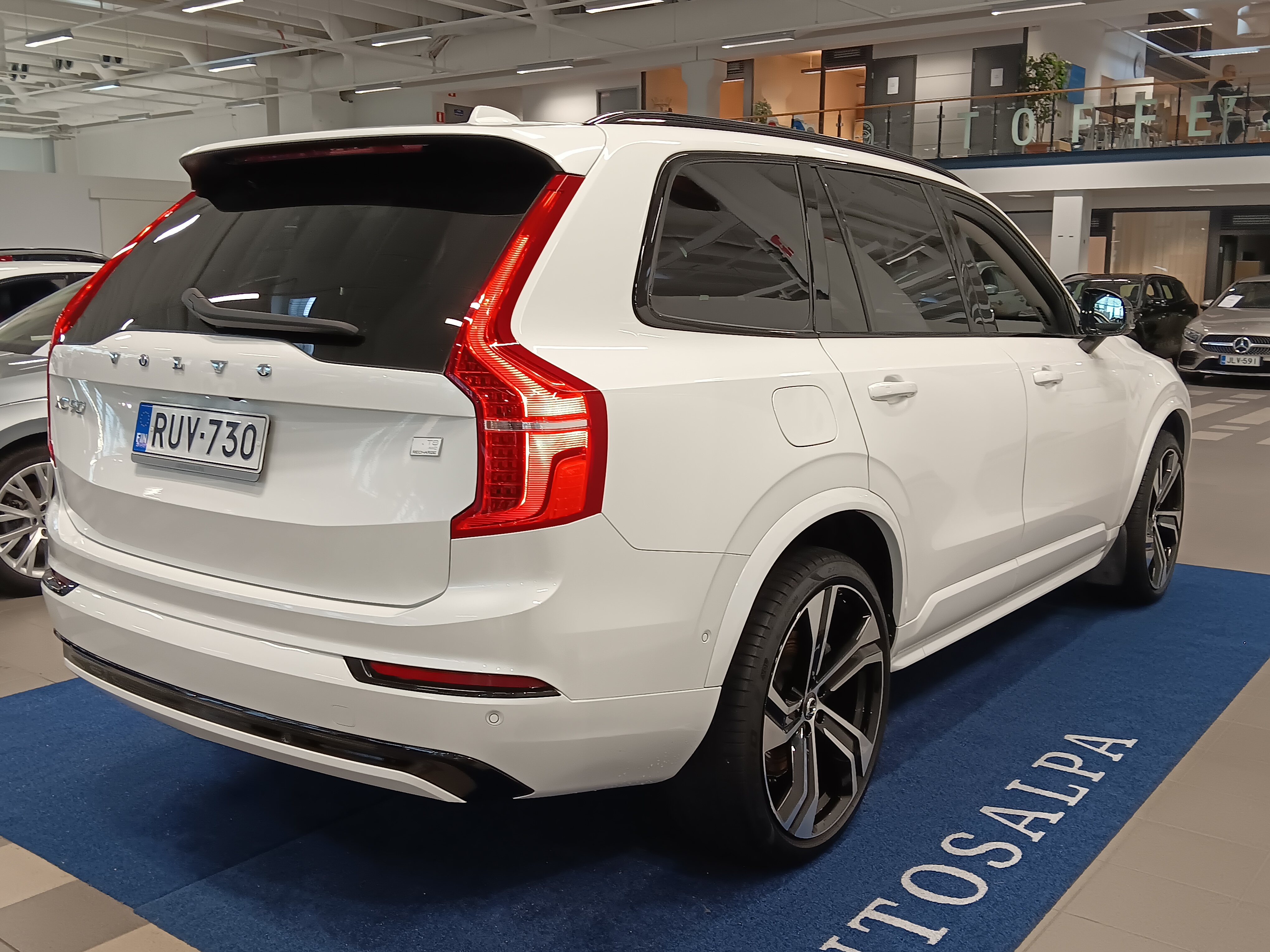 Volvo XC90 2023, kuva 3/27