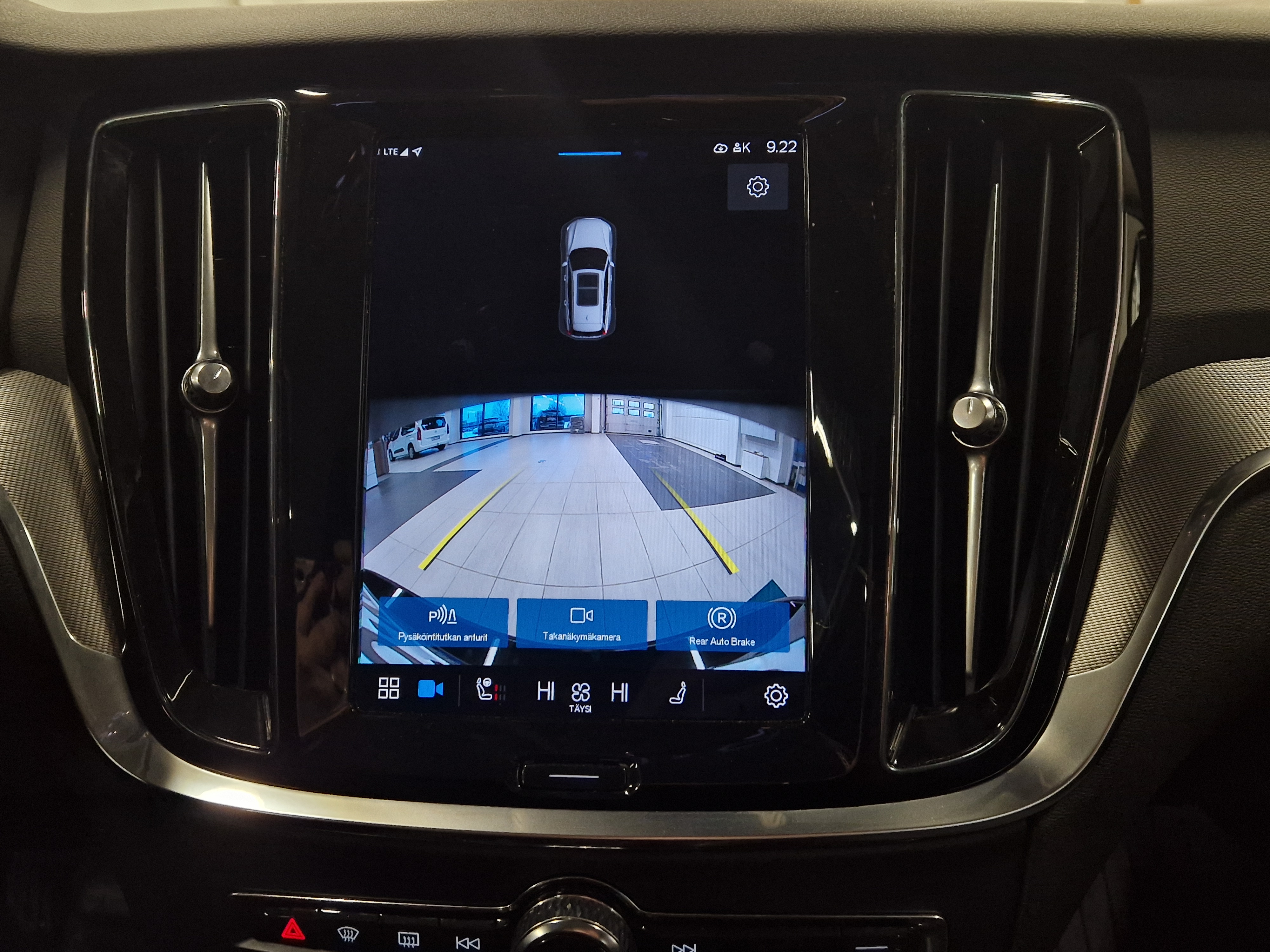 Volvo V60 T6 AWD LONG RANGE PLUS DARK AUT