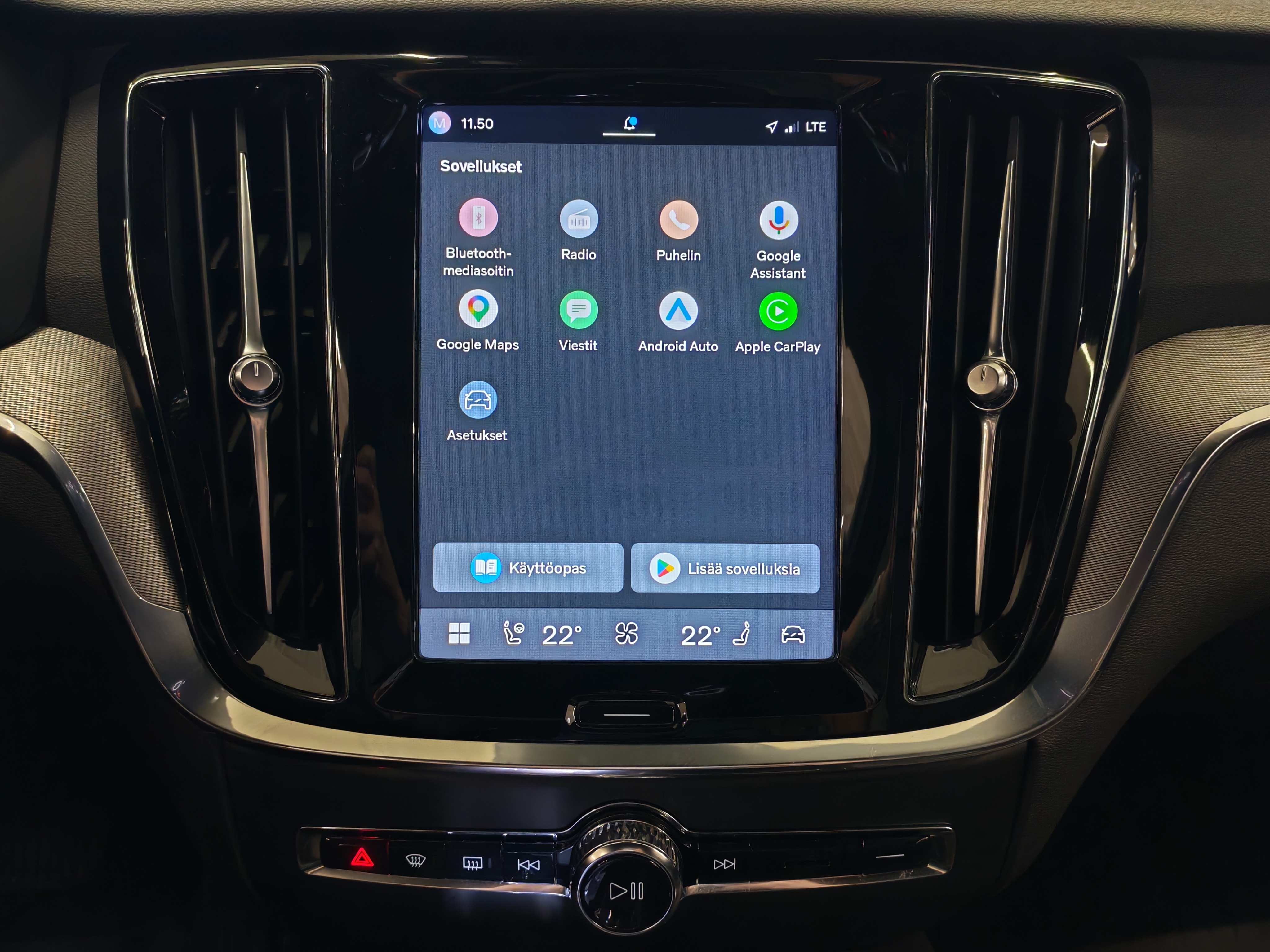 Volvo V60 T8 AWD LONG RANGE PLUS DARK TAKUU 24KK/40TKM