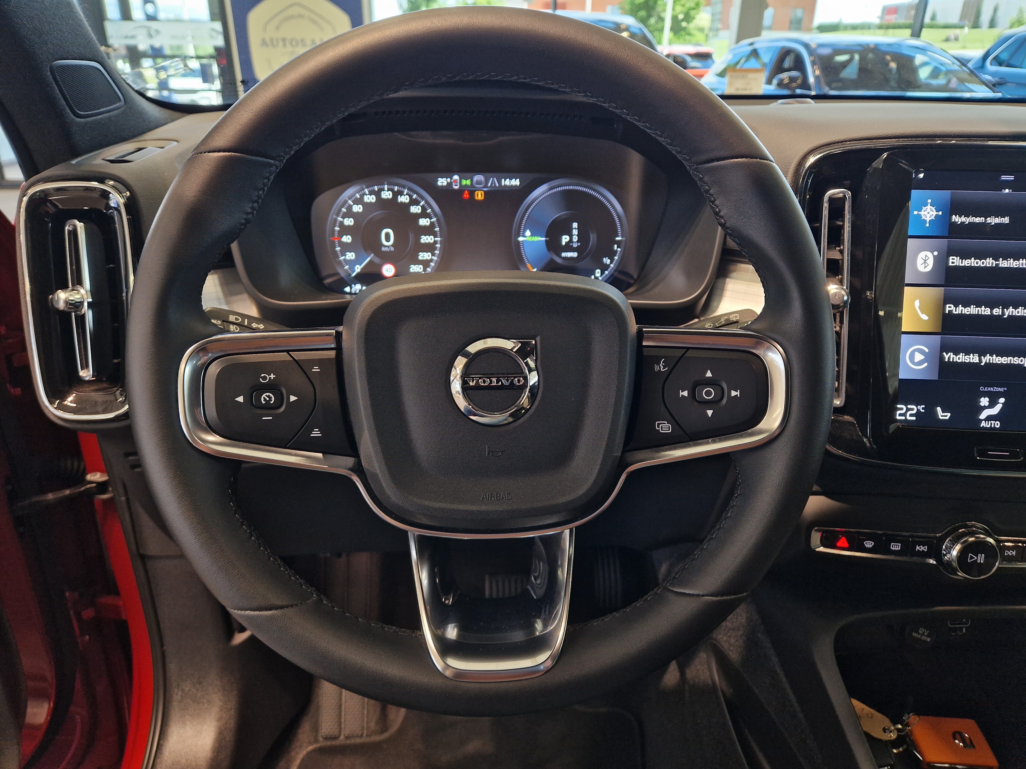 Volvo XC40 2024, kuva 7/20