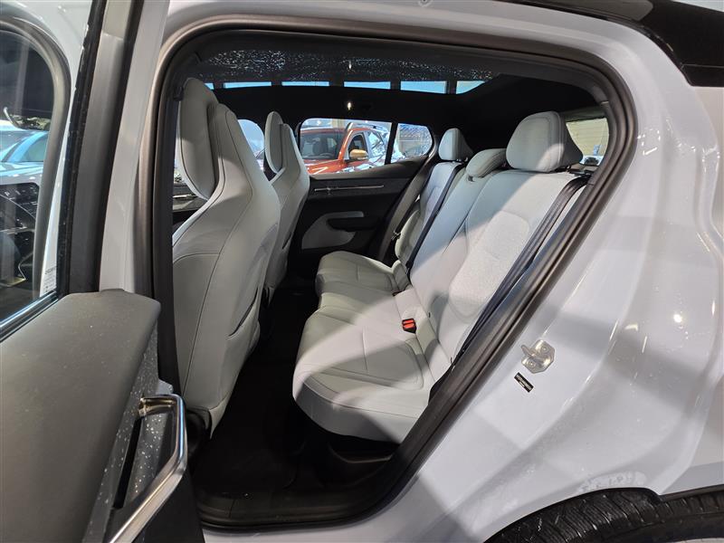 Volvo EX30 SINGLE EXTENDED RANGE ULTRA.